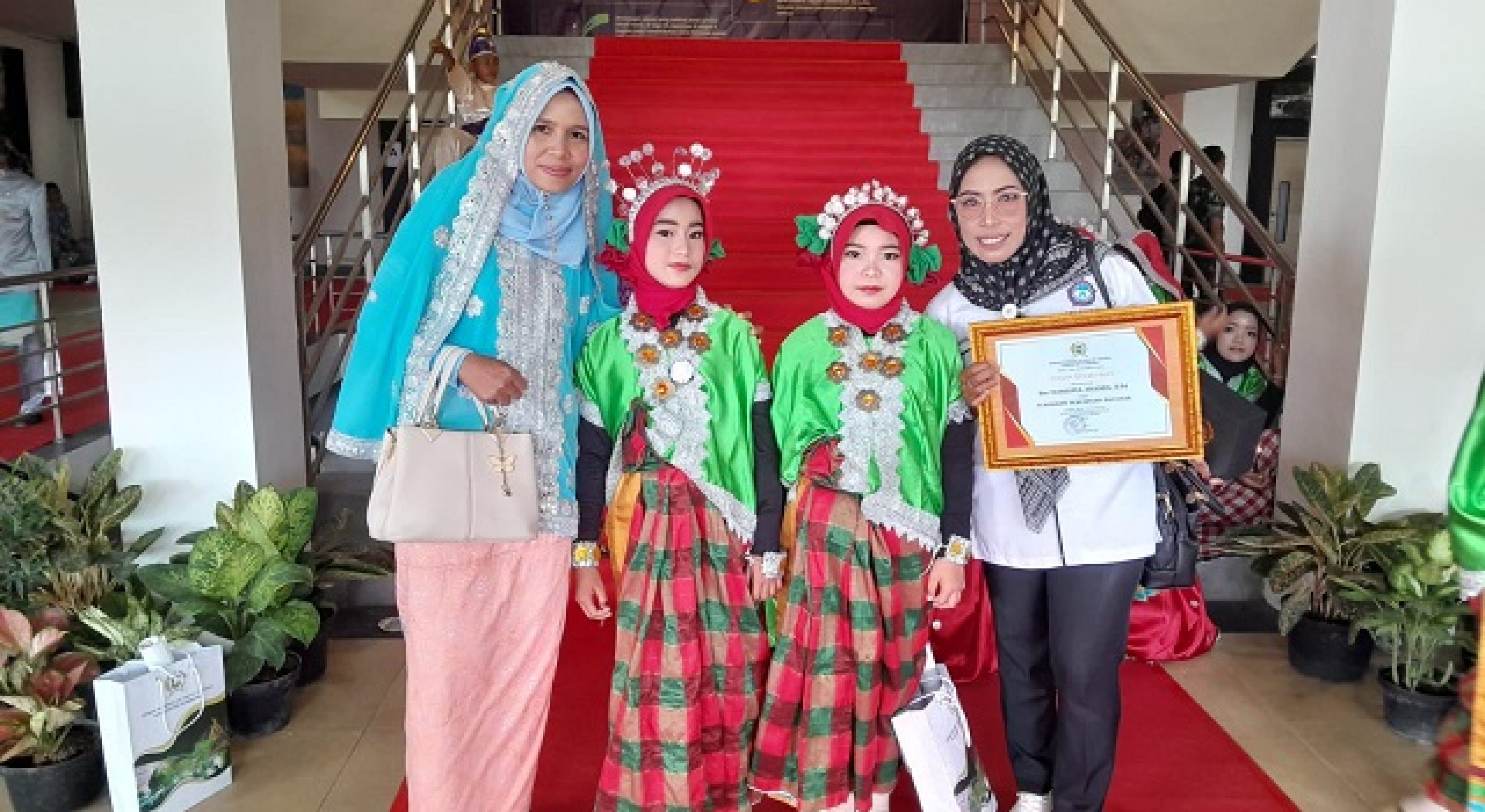 Atul, Perempuan Inspiratif Sumbawa, Ibu Anak-anak Tak Bernama