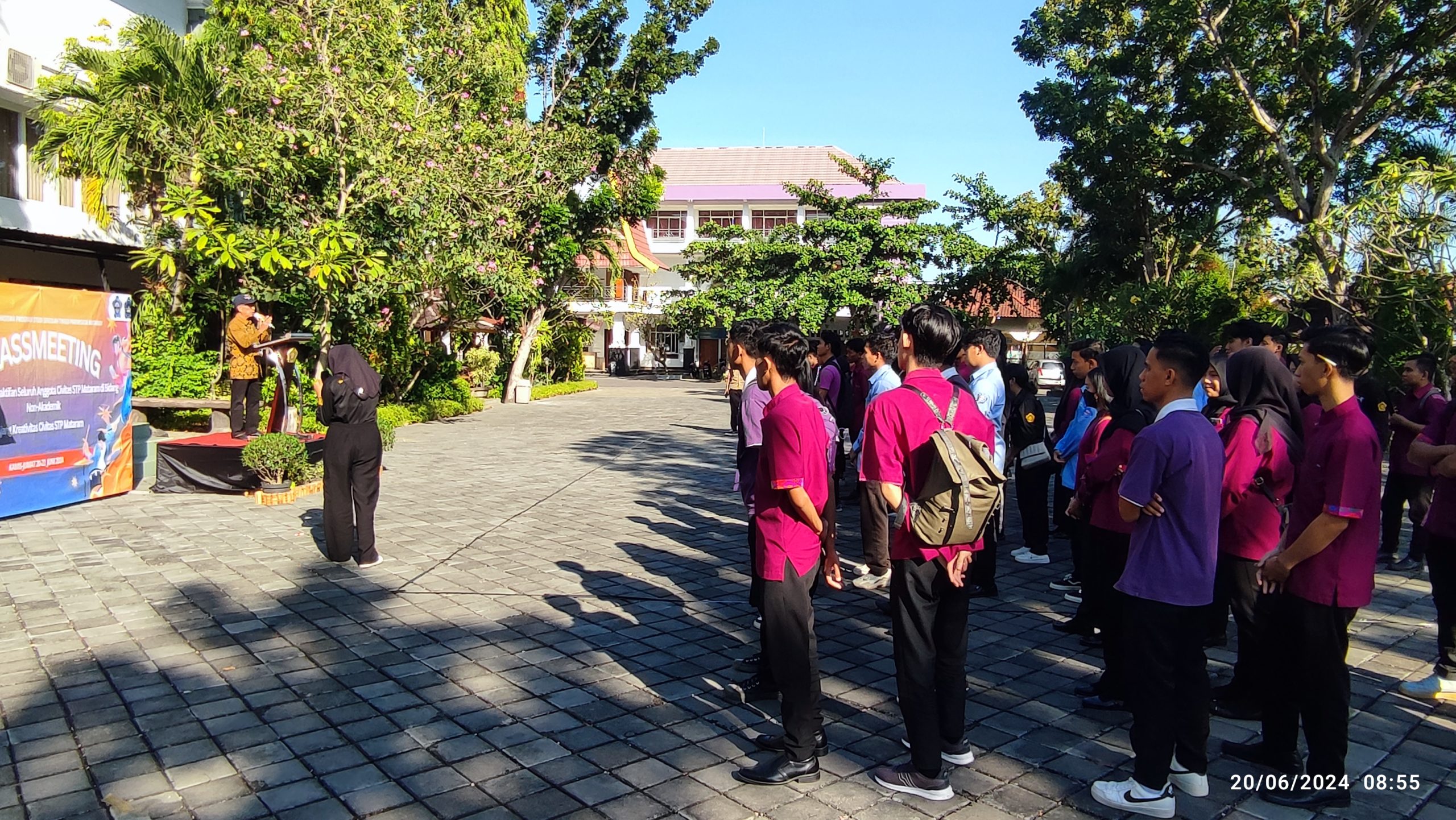 Berbagai Jenis Lomba Warnai Akktifitas STP. Mataram