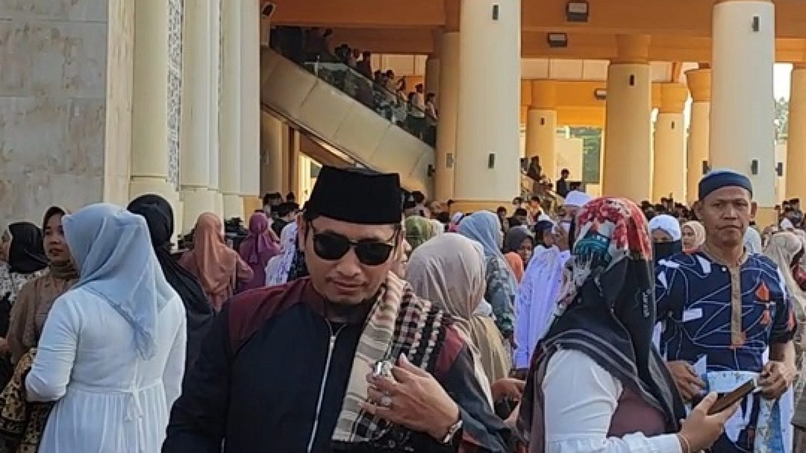 Masjid Hubbul Wathon IC Himpun 35 Hewan Kurban, Jamaah Shalat Idul Adha Meruah