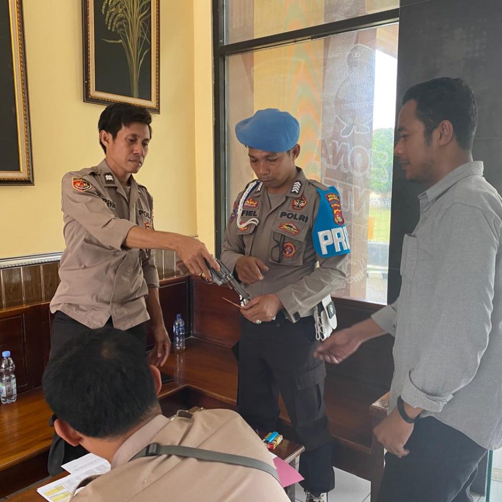 Senjata Api Seluruh Personil Polisi Polres Bima Kota Diperiksa, Ada Apa