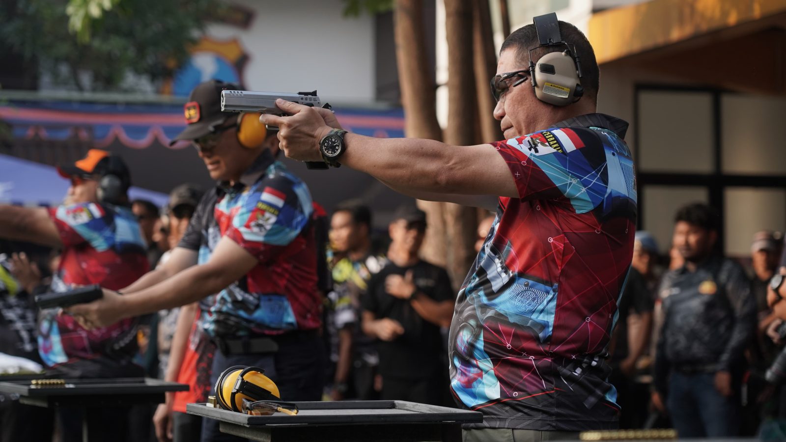 Mayjen TNI Rafael Hadiri Lomba Tembak Kapolda Cup