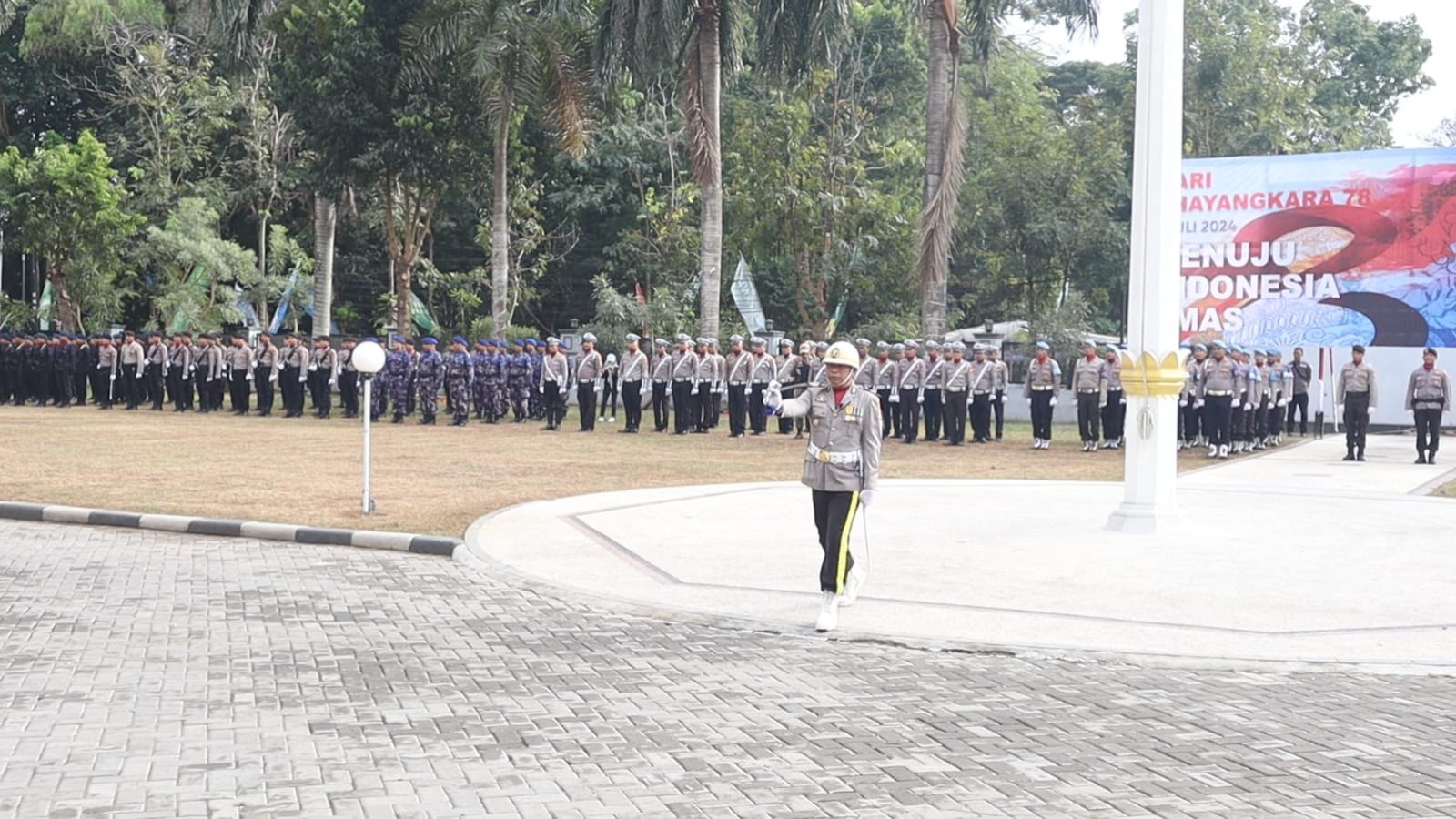 Apel HUT Bhayangkara Ke – 78, Kapolda NTB : Jadilah Bhayangkara Sejati