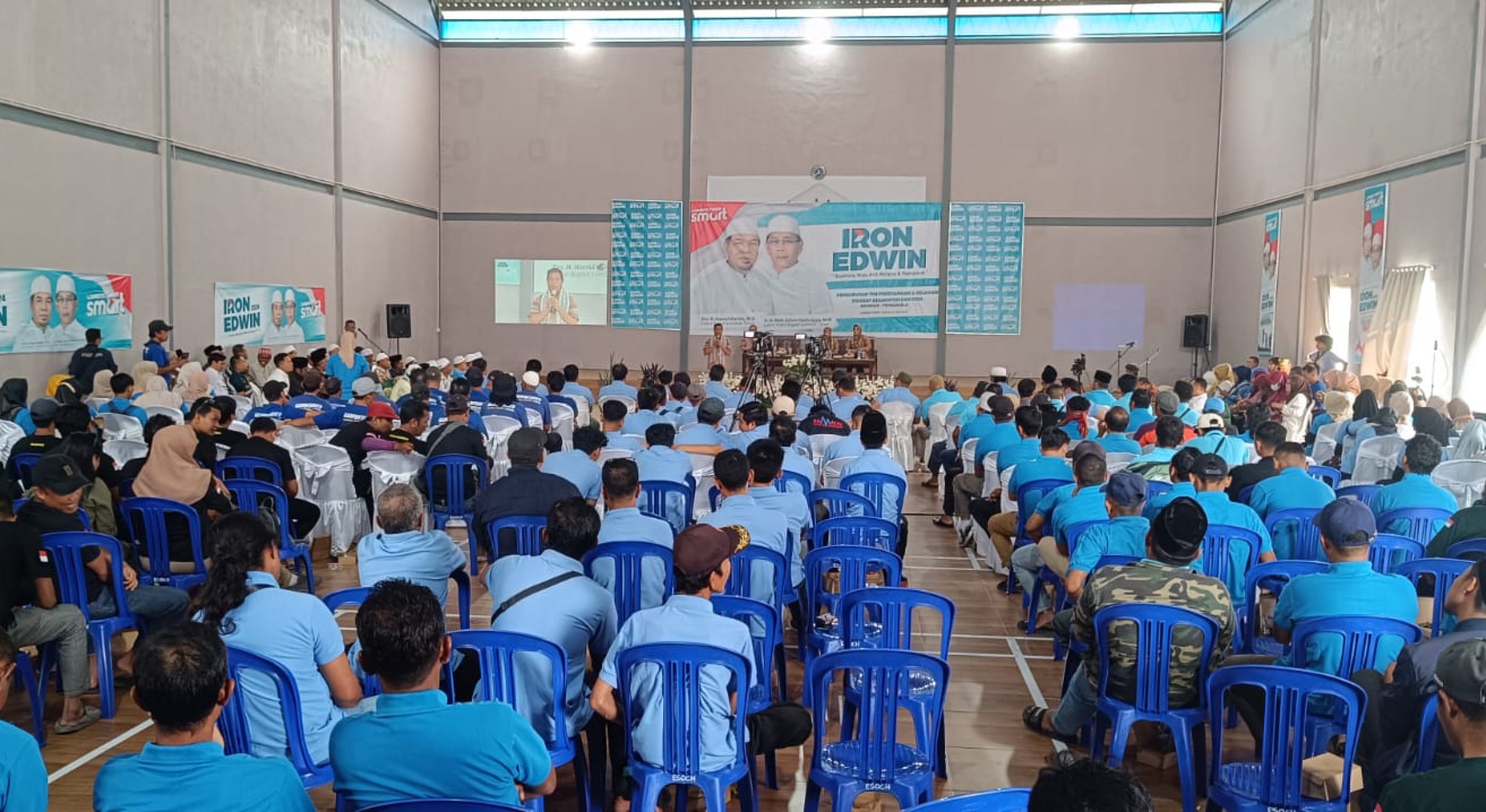 Kukuhkan Ratusan Tim Pemenangan, Warisin Kobarkan Semangat Relawan Menangkan Iron – Edwin