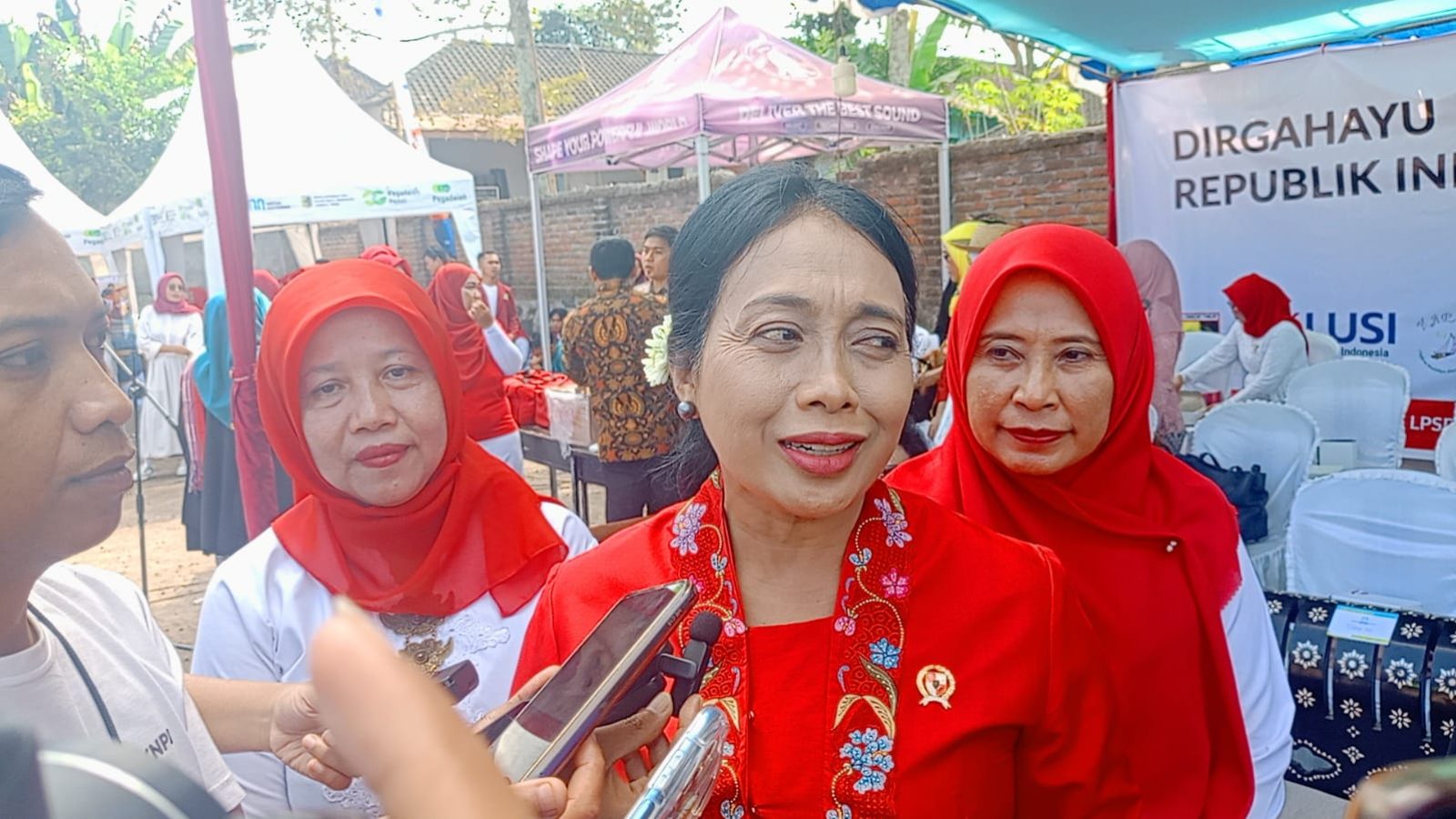 Menteri PPPA RI Sanjung Kesuksesan Program TMMD di Lombok Timur