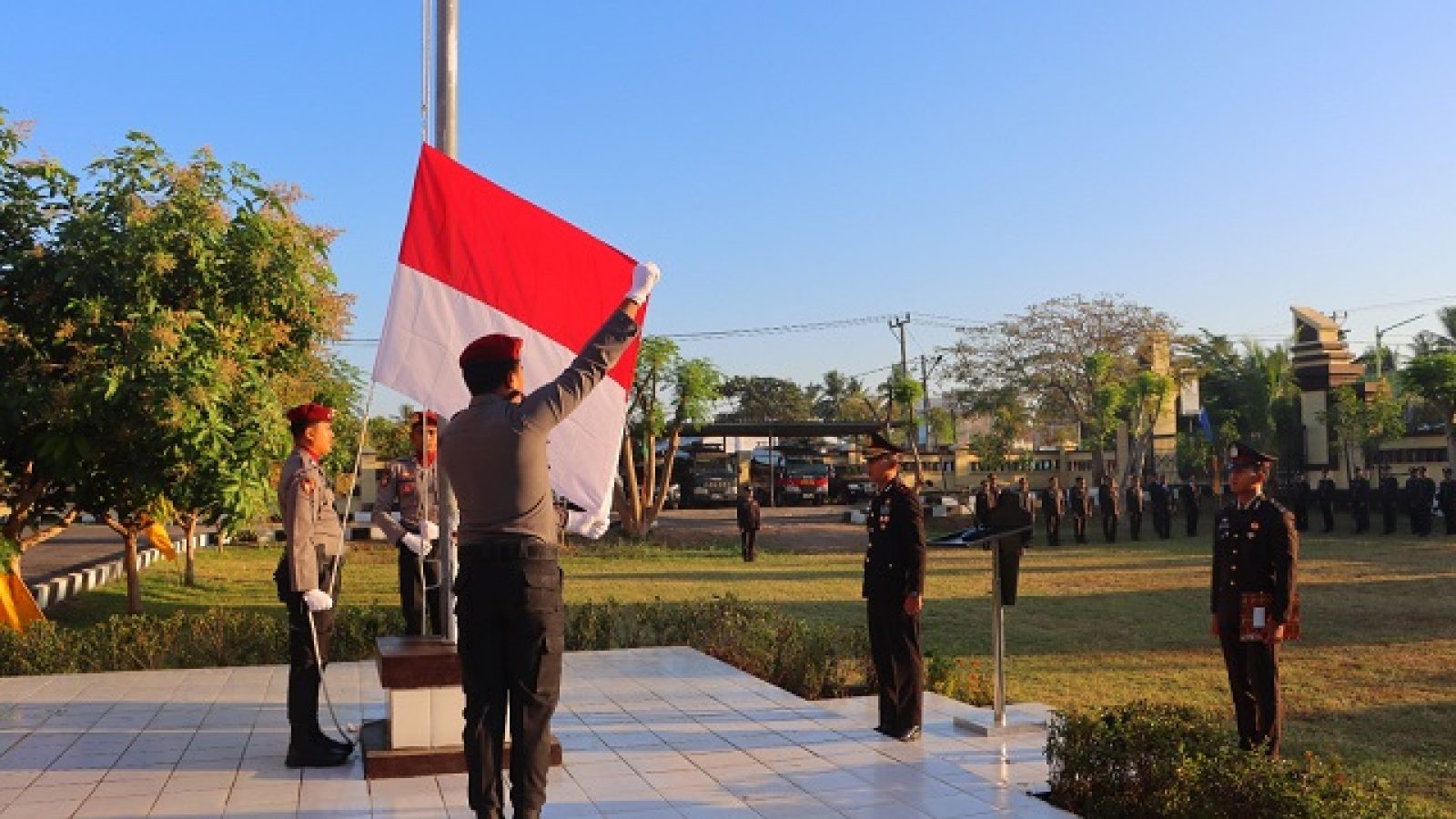 Dua Polres di Lombok Ini Gelar  Upacara HUT RI Ke-79 Penuh Khidmat