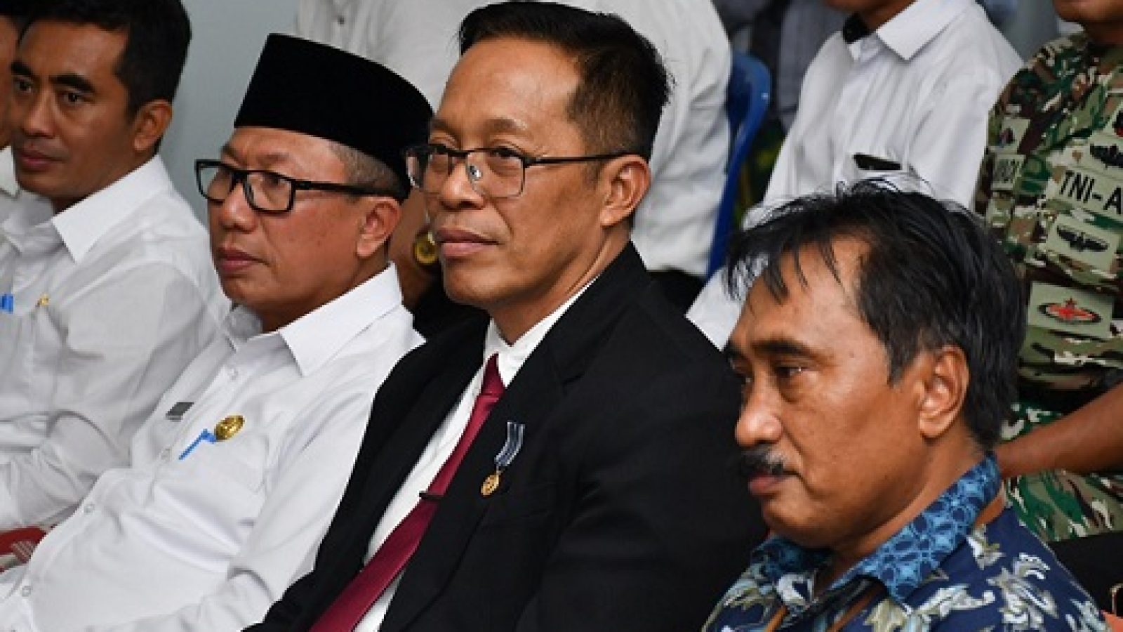 Kumbang Ditantang Pj Bupati Lotim Jadi Desa Cantik