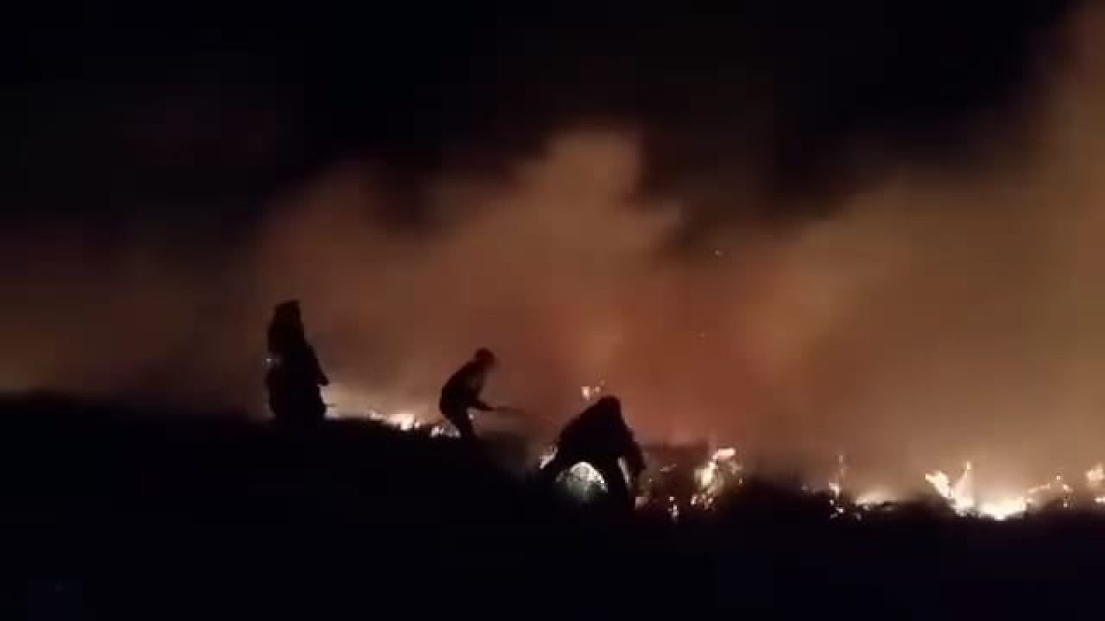 Bukit Anak Dara di Sembalun Terbakar, 70 Pendaki Dievakuasi