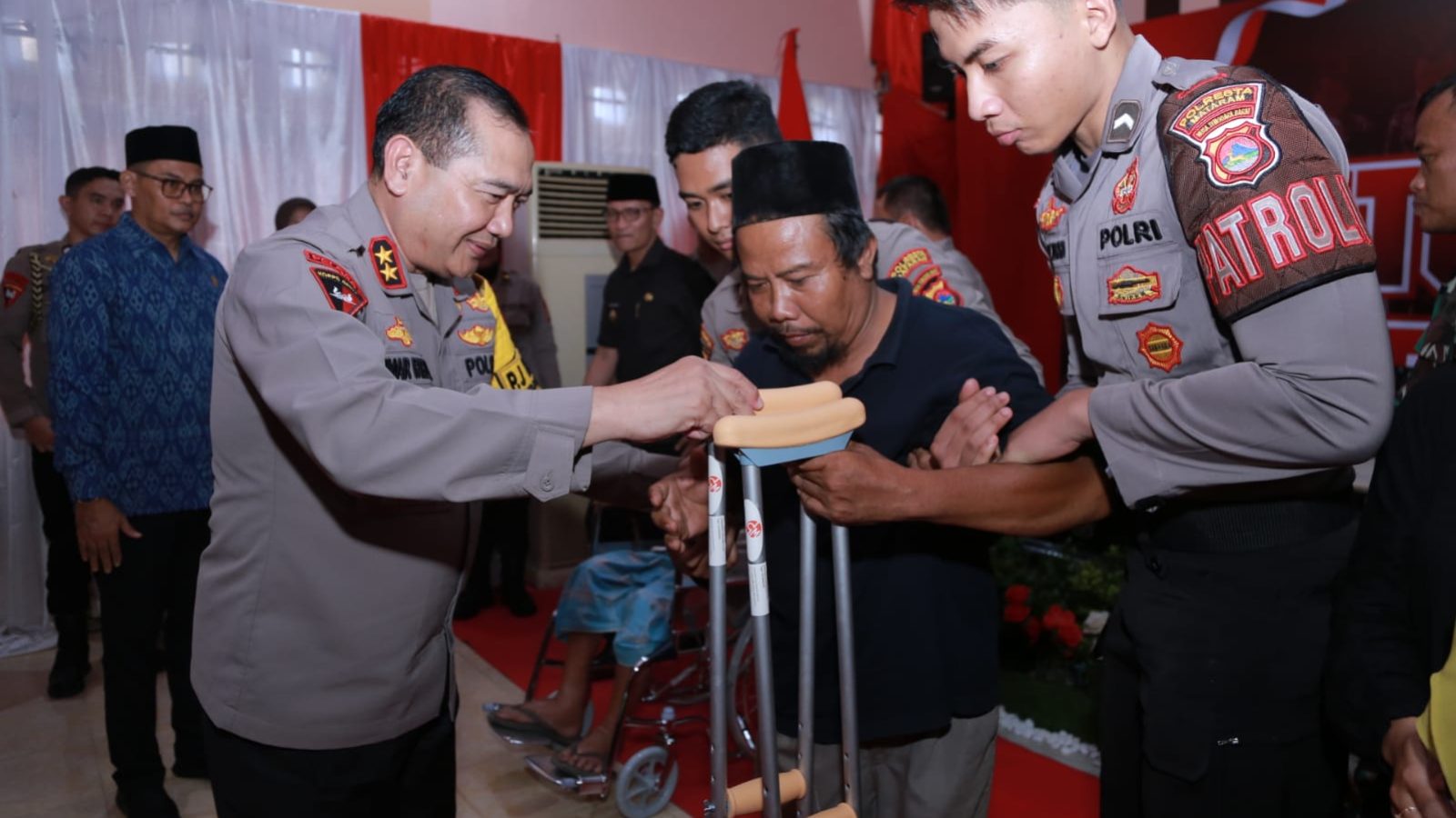 Nusantara Cooling System, Kapolda NTB Gelontor Bansos Masyarakat Kota Mataram