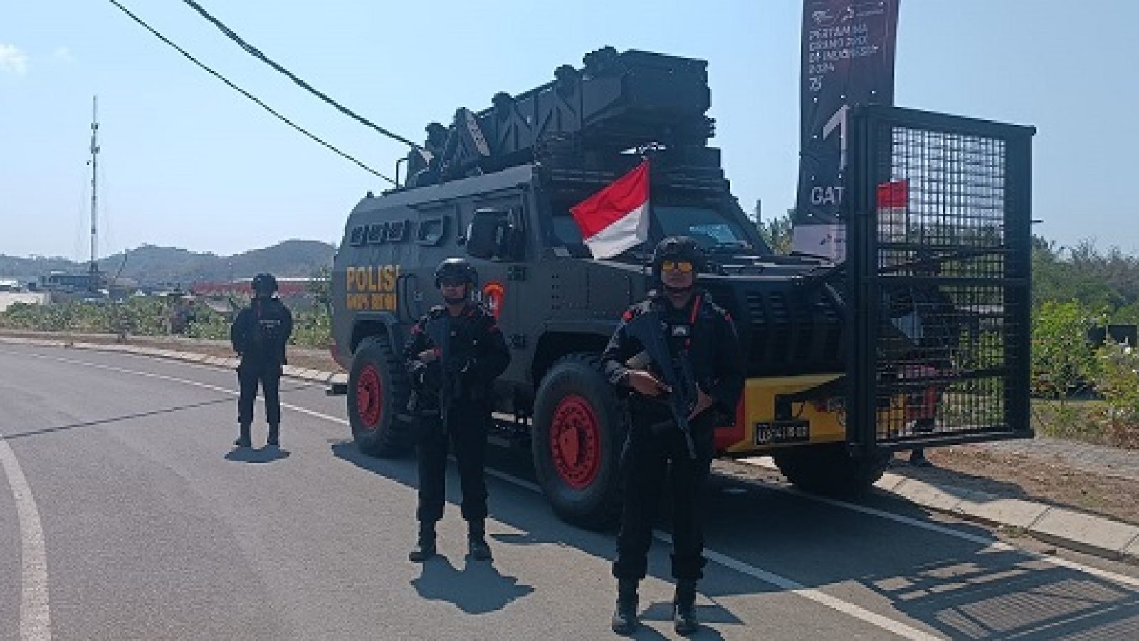  Polda NTB Siagakan Pasukan Brimob di Tujuh Bukit Mandalika di Hari Pertama MotoGP 2024