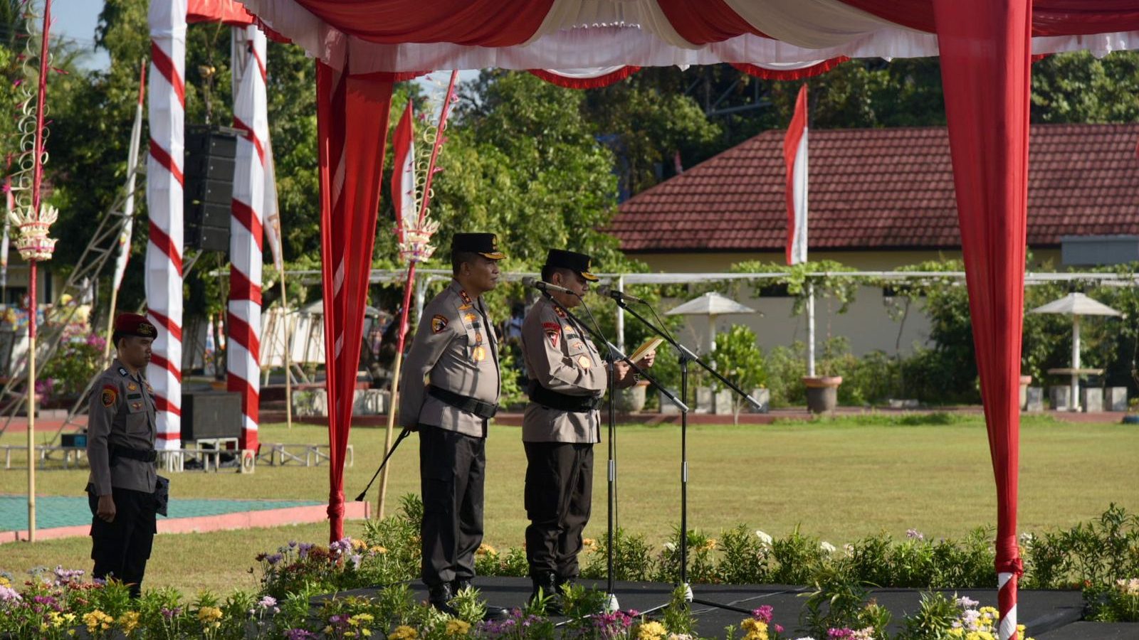 Serah Terima Pataka, Irjen Pol Jadi Gunawan Kapolda NTB yang Baru