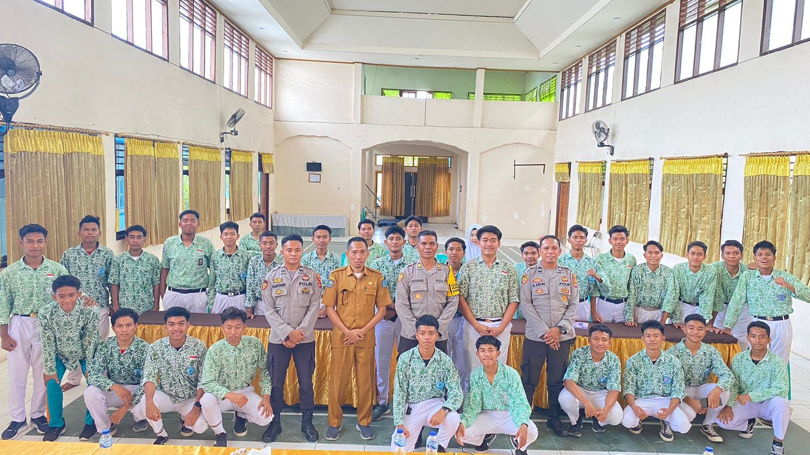 Penerimaan Terpadu Anggota Polri 2025 di SMAN 1 Kota Bima