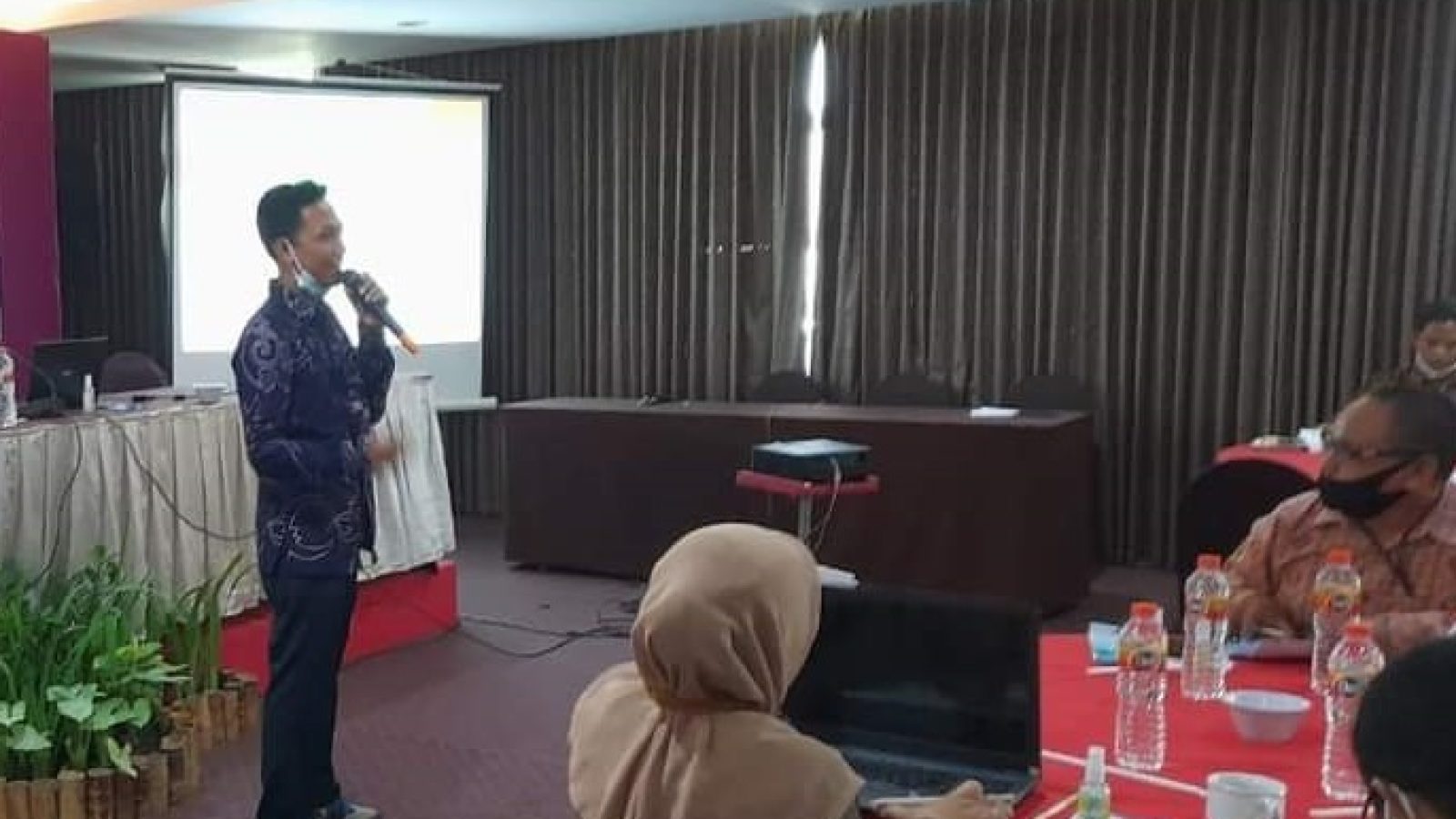 Kampanyekan Calon Kepala Daerah Saat Reses Bisa Dipidana