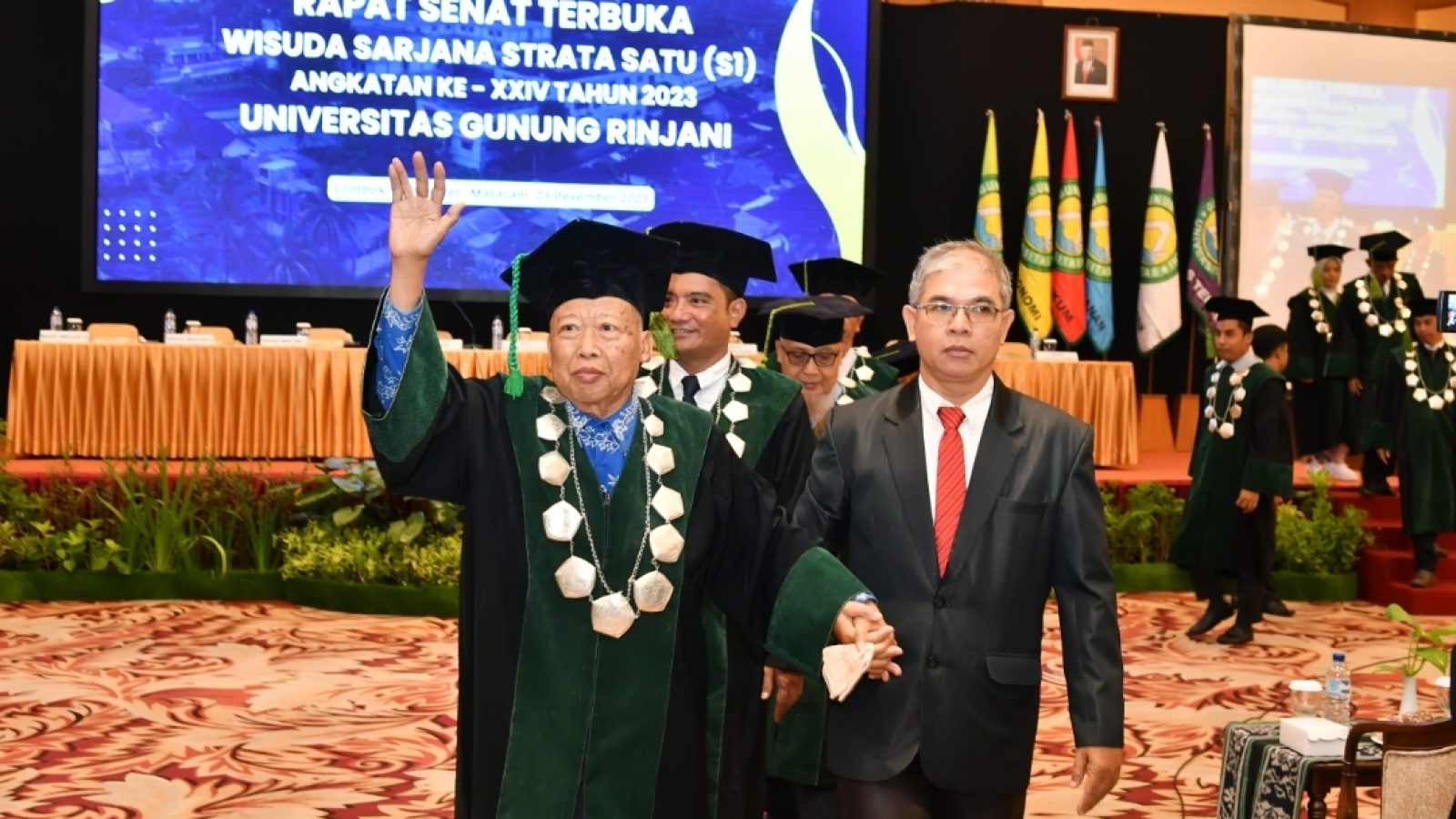 Perintis BPR di NTB, H. Ayip Rosidi, Meninggal Dunia