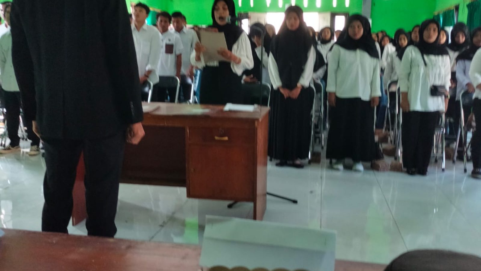 Sebanyak 104 Pengawas TPS di Kayangan Dilantik Jelang Pemilukada