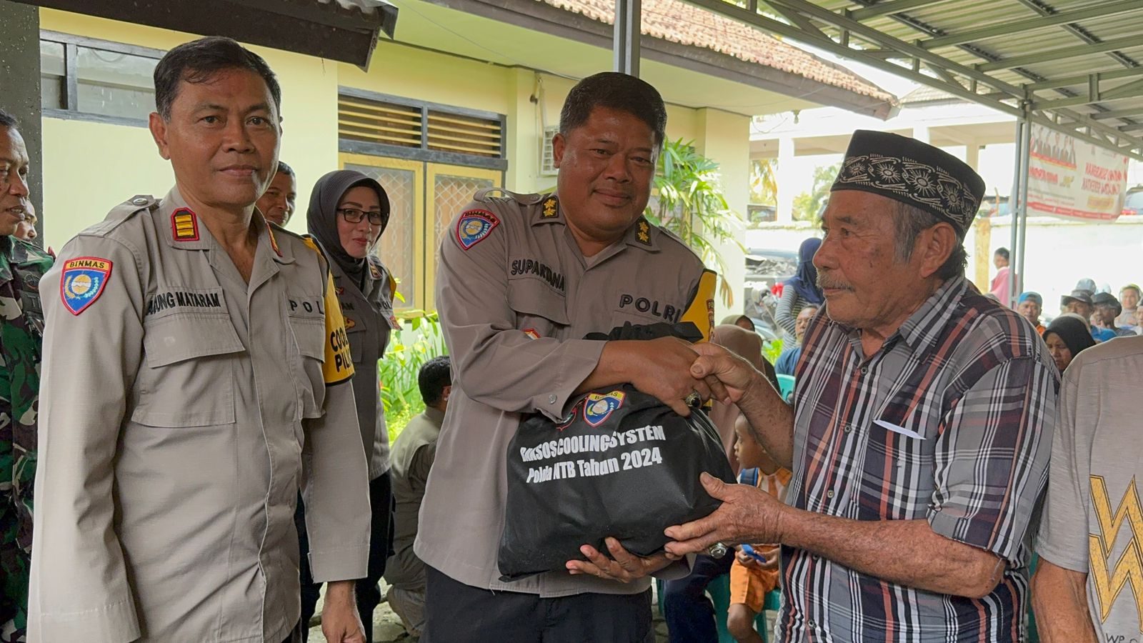 Tim Cooling System Polda NTB Blusukan di Lombok Tengah