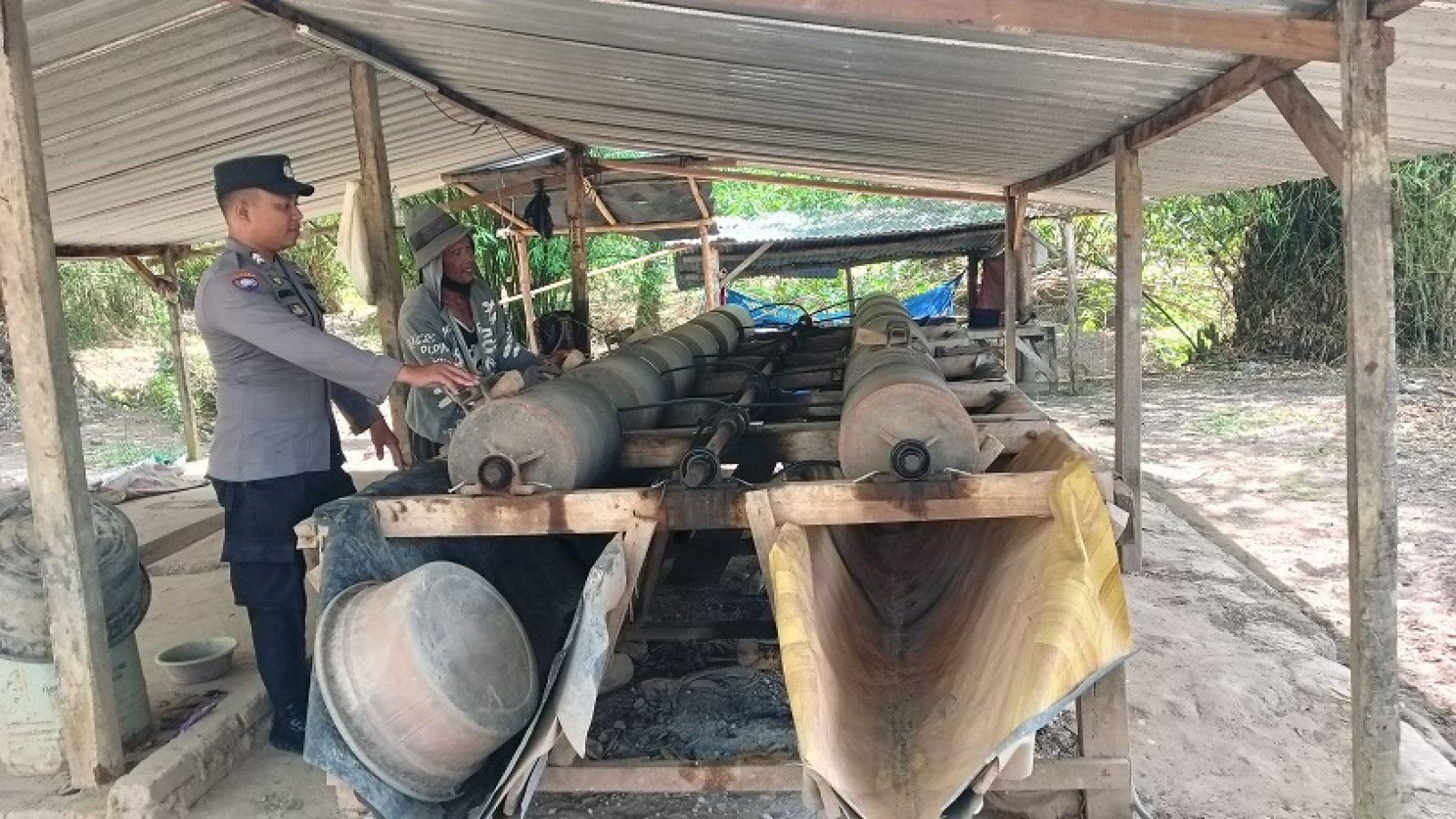 Penambang Emas Tanpa Izin, Bhabinkamtibmas Polsek Seteluk Sambangi Warga 