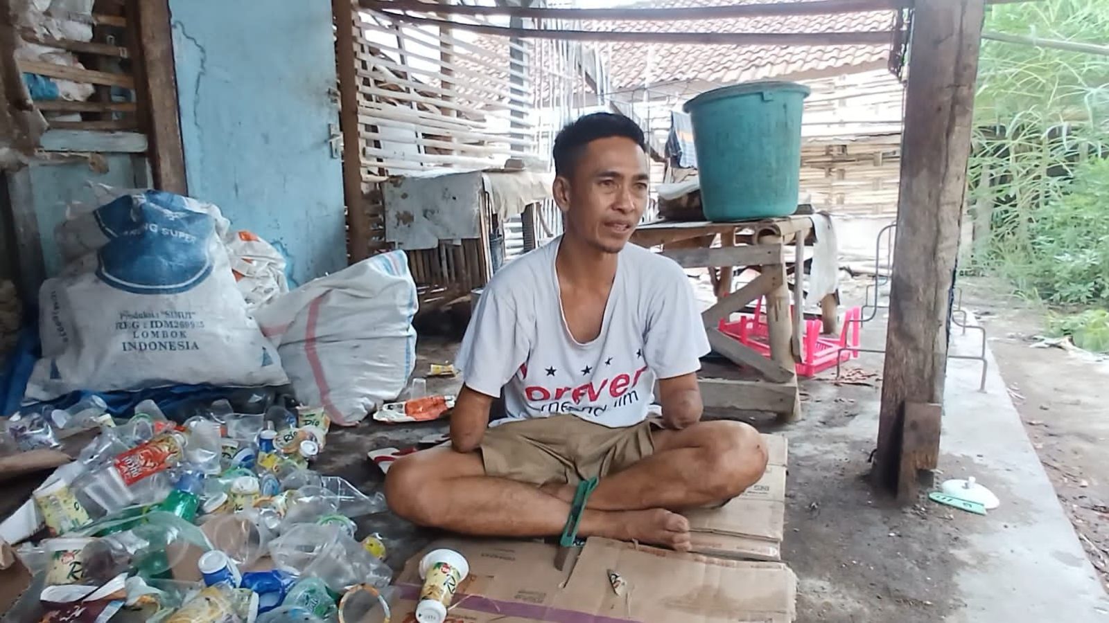 Kehilangan kedua tangan, Supaedi manfaatkan Tiktok untuk Bertahan Hidup