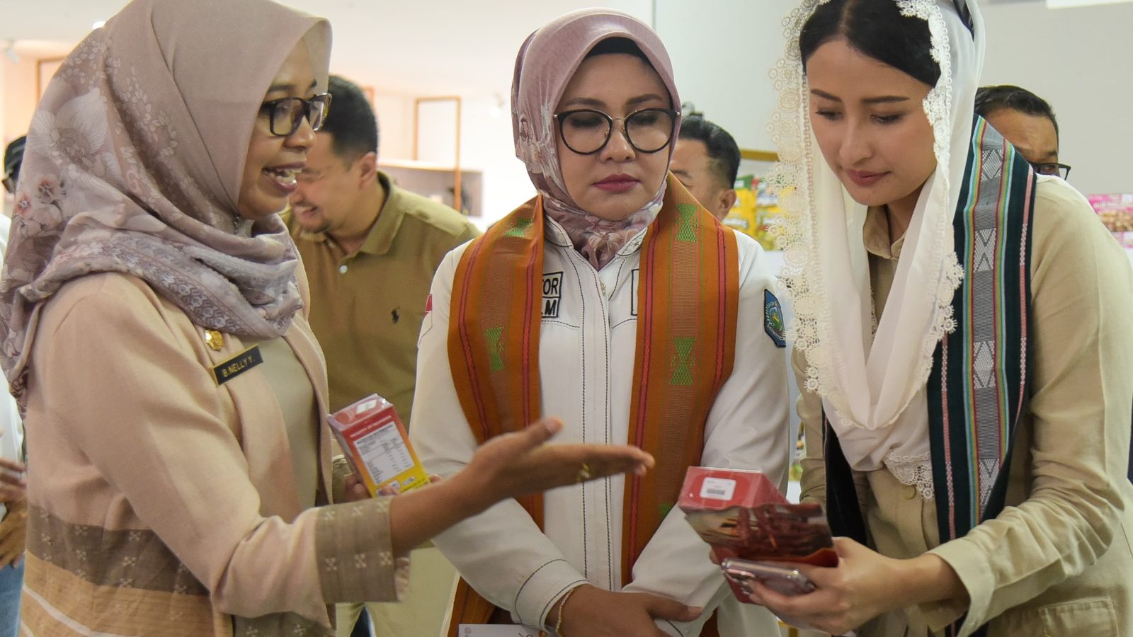 Kunjungi NTB Mall, Wamendag Target Produk UMKM NTB Go Global