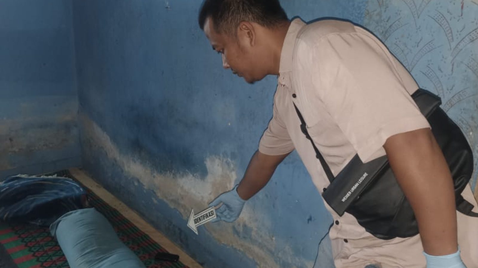 Penjaga Malam Ditemukan Tewas di Kamar Mandi, Diduga Serangan Jantung