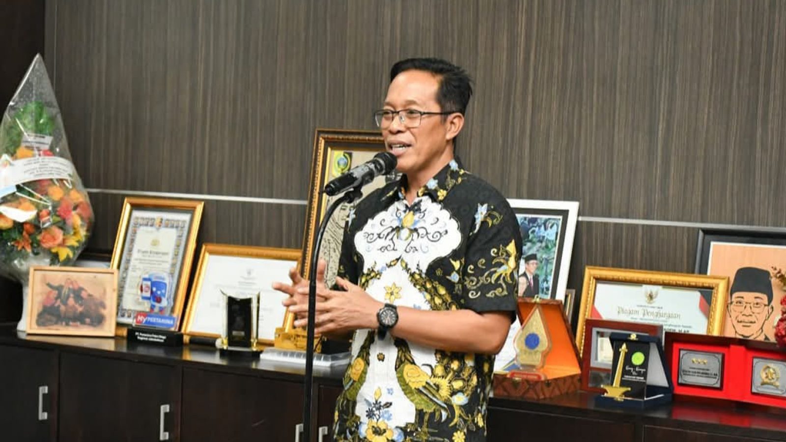 Pj Bupati Lotim Minta Masyarakat Jaga Ketertiban Saat Malam Pergantian Tahun