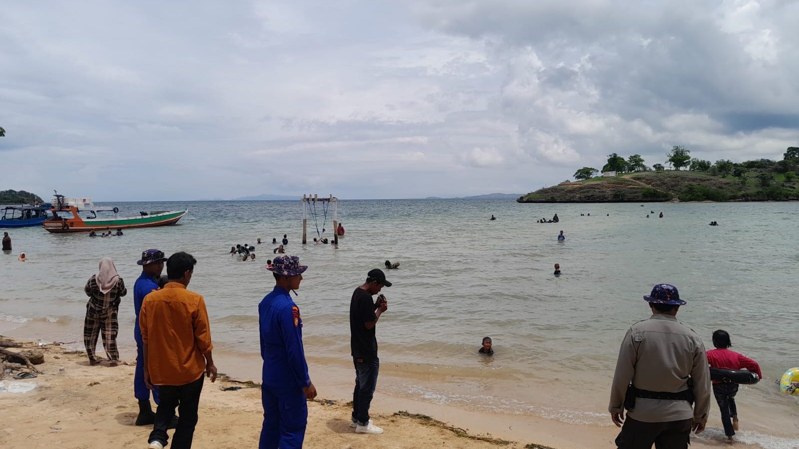 Sat Polairud Polres Bima Kota Gelar Patroli Wisata Bahari