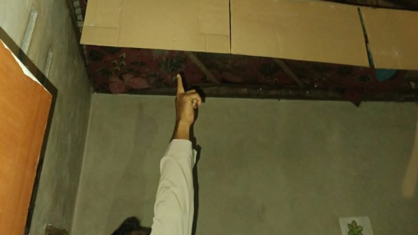 Pemuda Di Lenek Tewas Gantung Diri, Diduga Gegara Putus Cinta