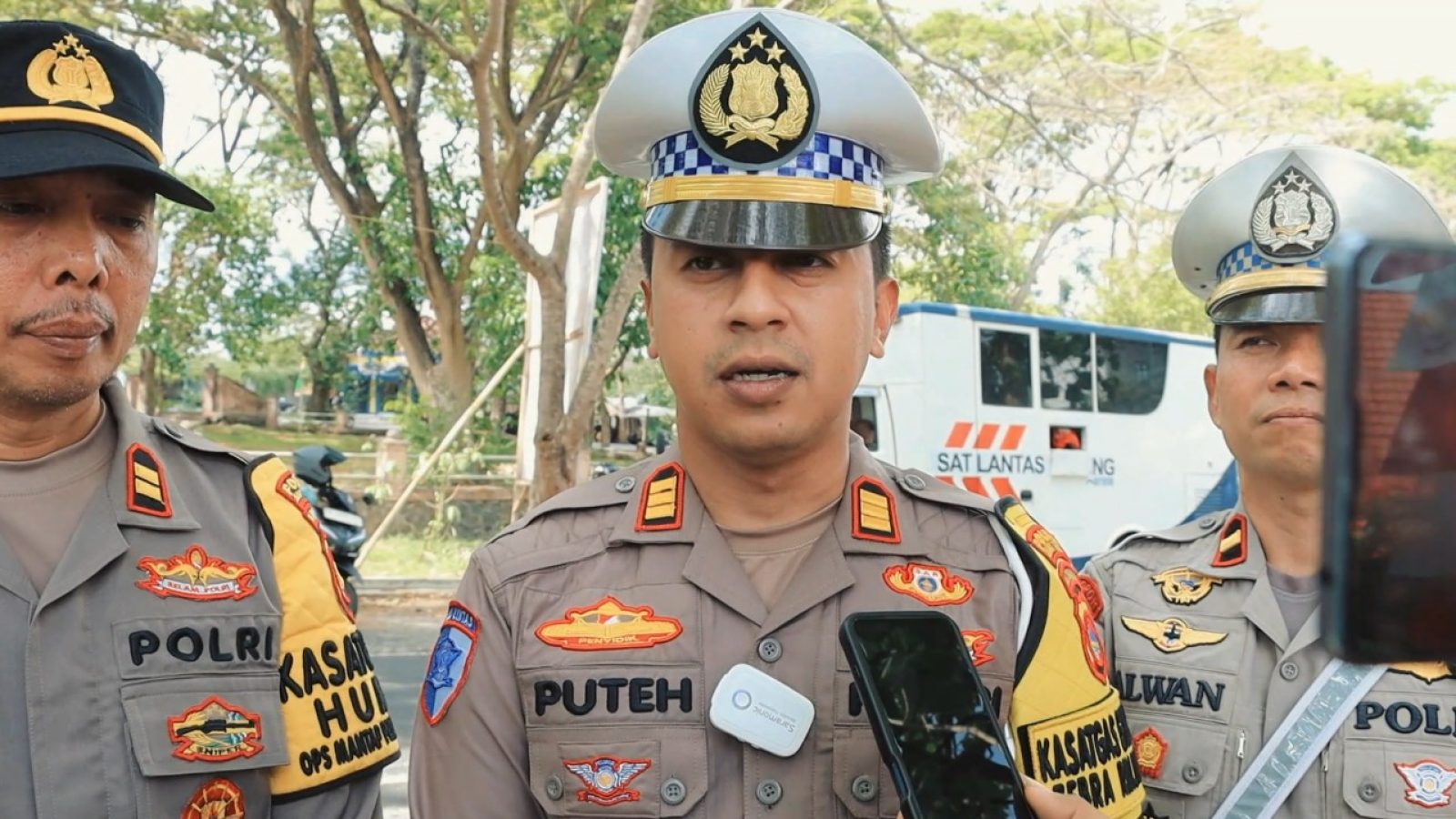 Jalan Sehat Perayaan Haul Satu Abad Almaghfurlah TGH. Faishal