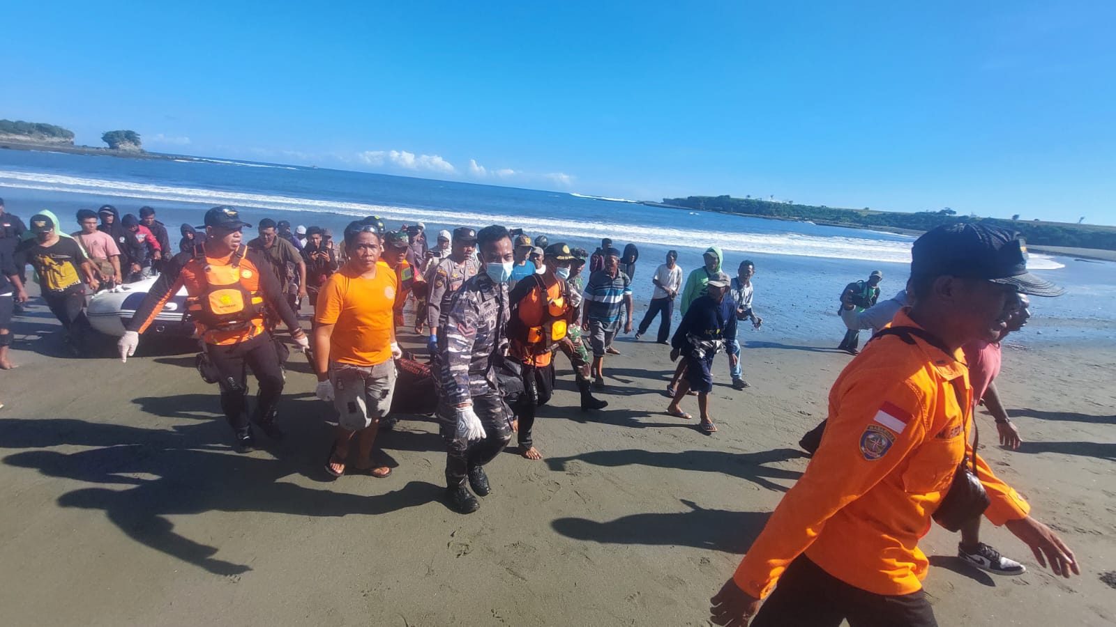 Tim SAR Temukan Korban Terseret Ombak di Pantai Butin Sumbawa Barat