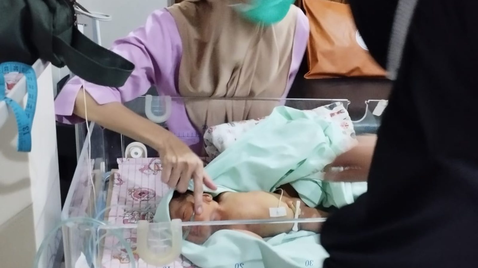 Bayi Perempuan Dibuang Di Toilet Puskesmas Selong