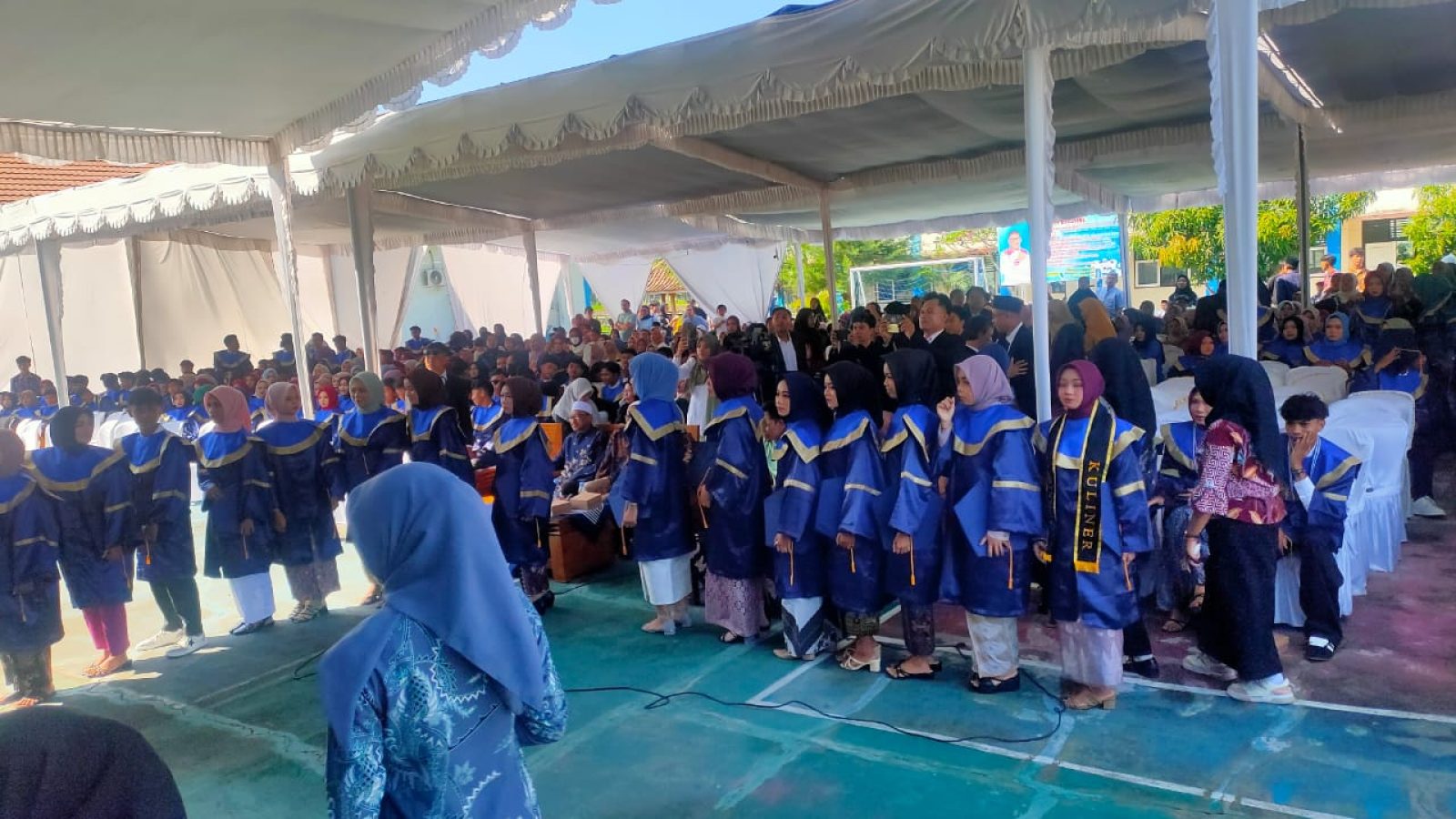 SMKN 1 Sikur Gelar Purna Wiyata, 358 Lulusan Siap Masuk Dunia Industri