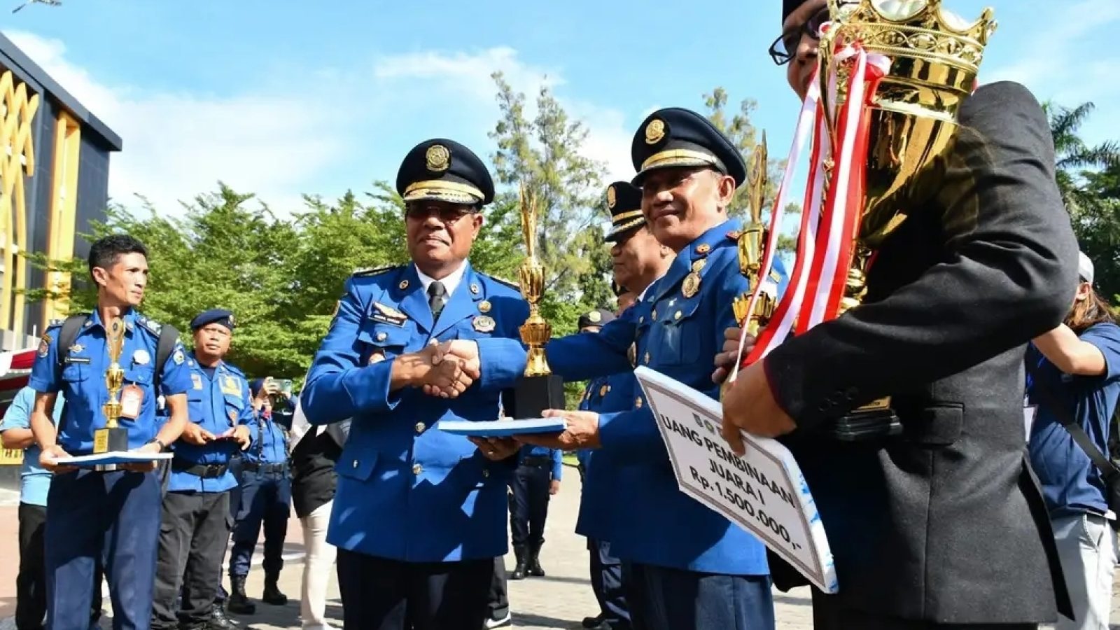 Jumlah Kebakaran di NTB Capai 229.Kejadian, Petugasnya 903 Personil