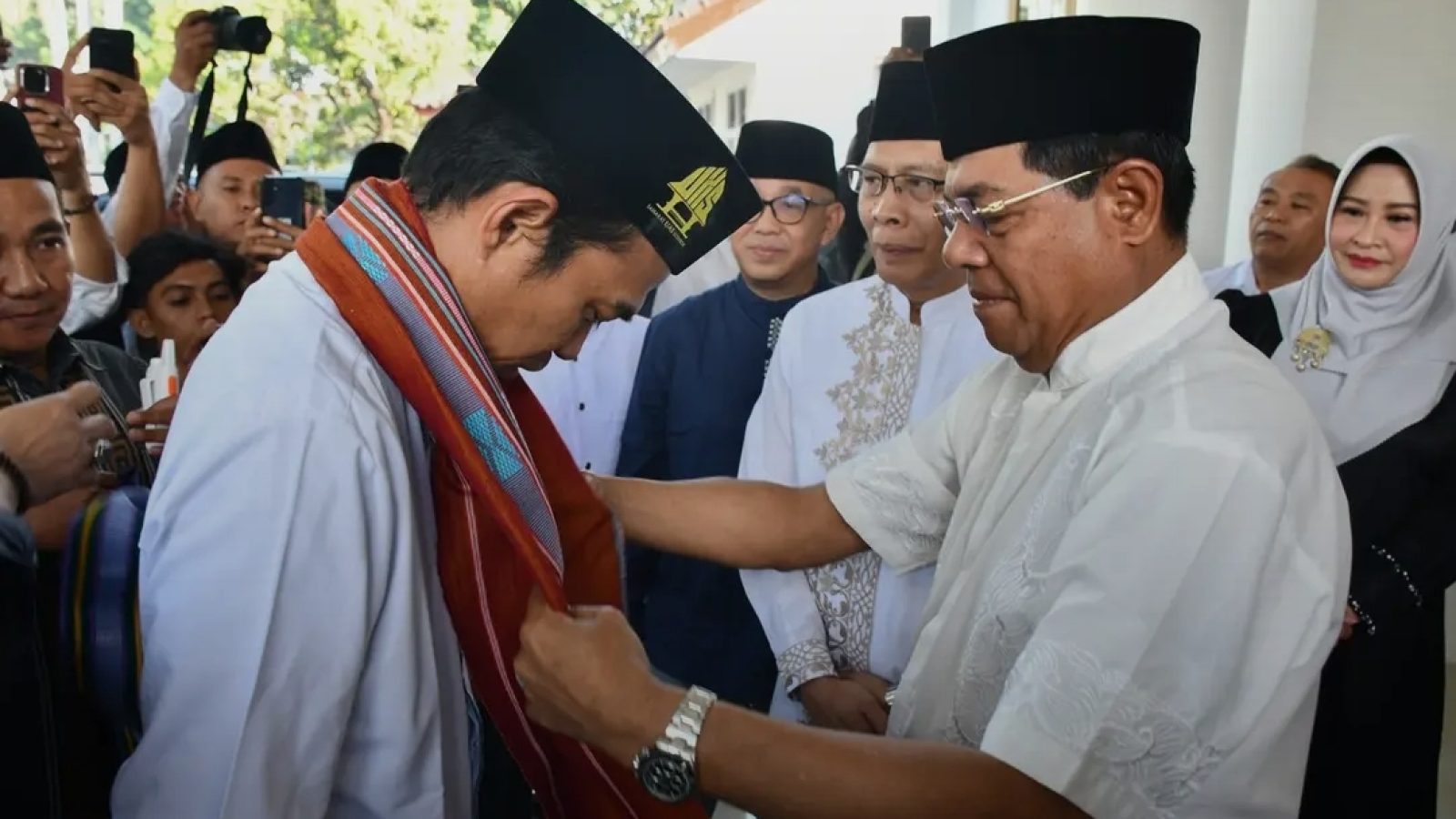 UAS Disambut Ribuan Jamaah, Begini Kata Bupati Lombok Timur