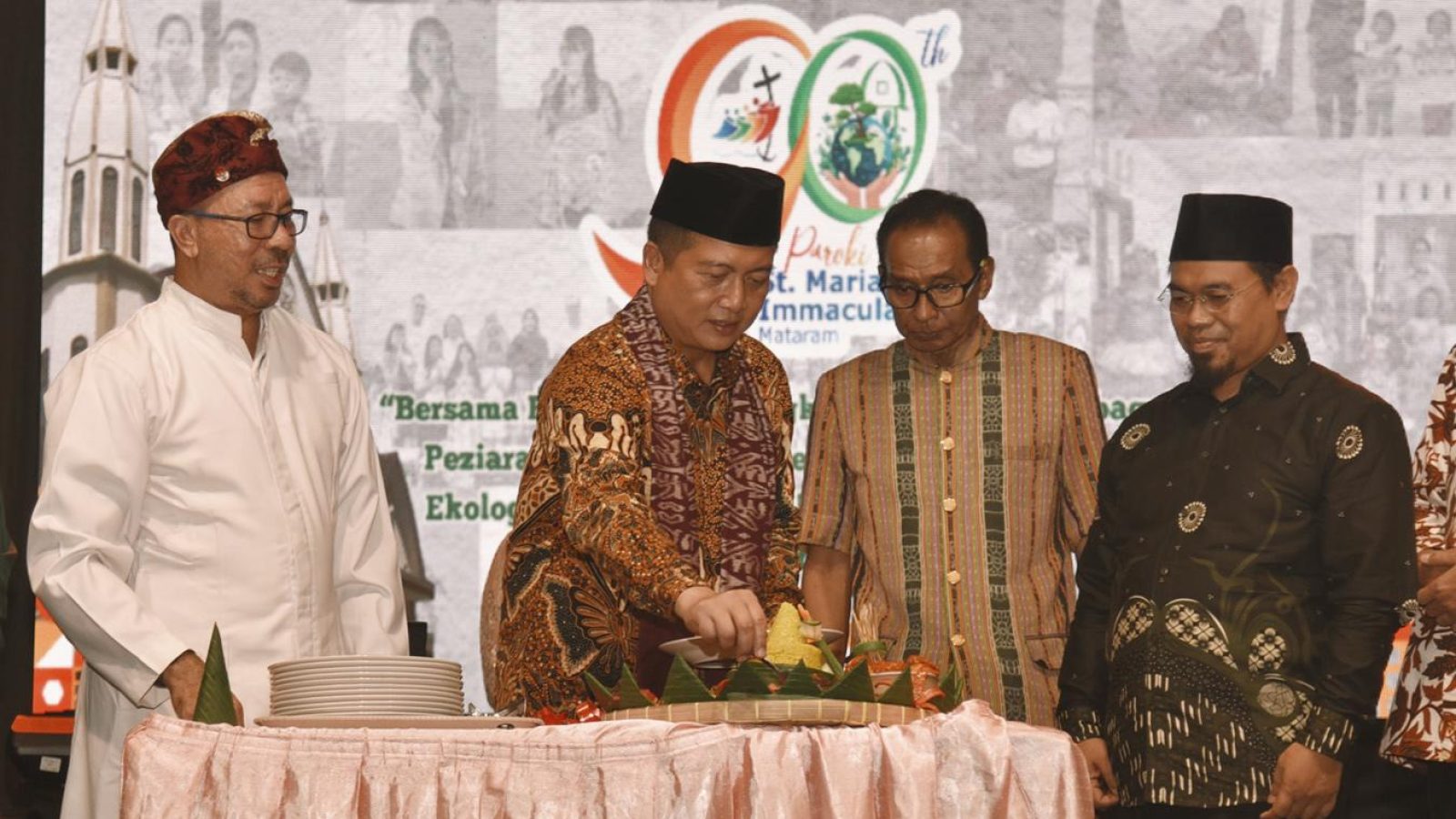 Gubernur NTB Hadiri HUT ke 90 Gereja Katolik Santa Maria