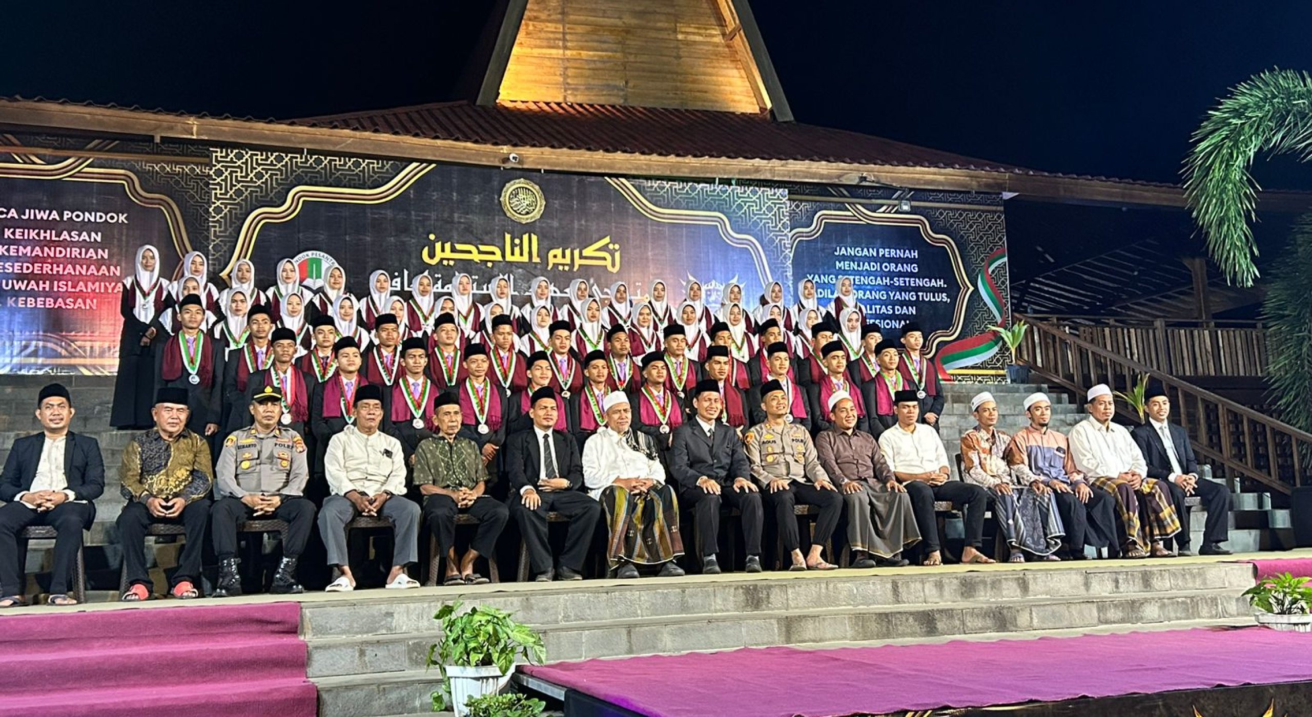 Kapolres Lombok Utara Hadiri Syukuran Kelulusan di Ponpes Al Istiqomah Kapu