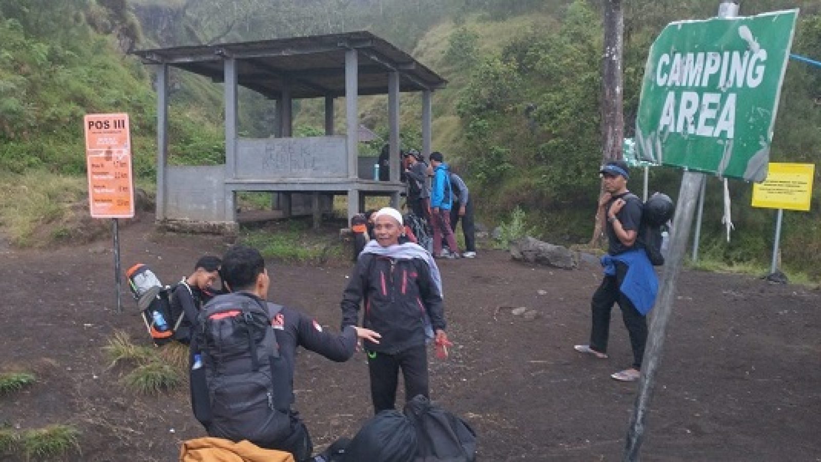 Pendaki Asal Brazil Jatuh ke Jurang Gunung Rinjani, Tim SAR Berupaya Evakuasi