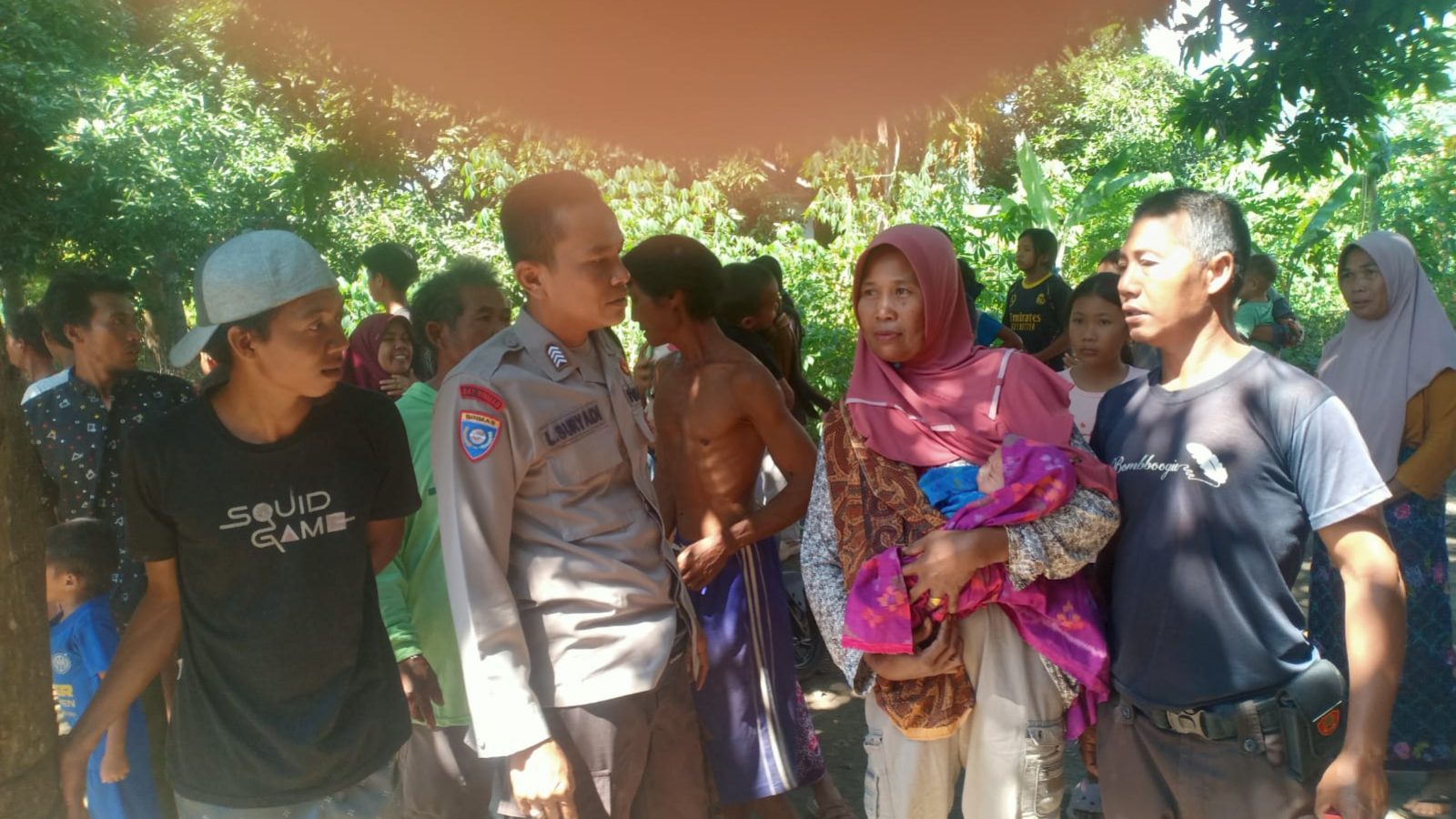 Geger! Bayi Laki – Laki Dibuang Di Pinggir Jalan Raya Belanting Lombok Timur