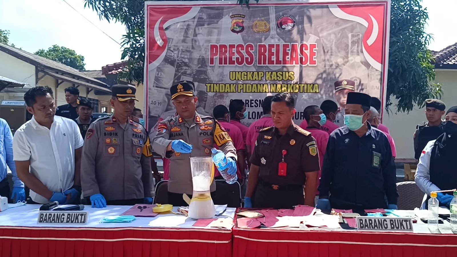 Polres Lombok Timur Musnahkan BB 88,51 Gram Sabu