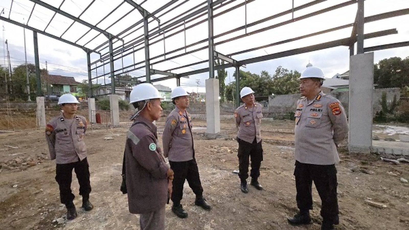 Dukung Swasembada Pangan, Polda NTB Monitoring Pembangunan Gudang Jagung di Sumbawa