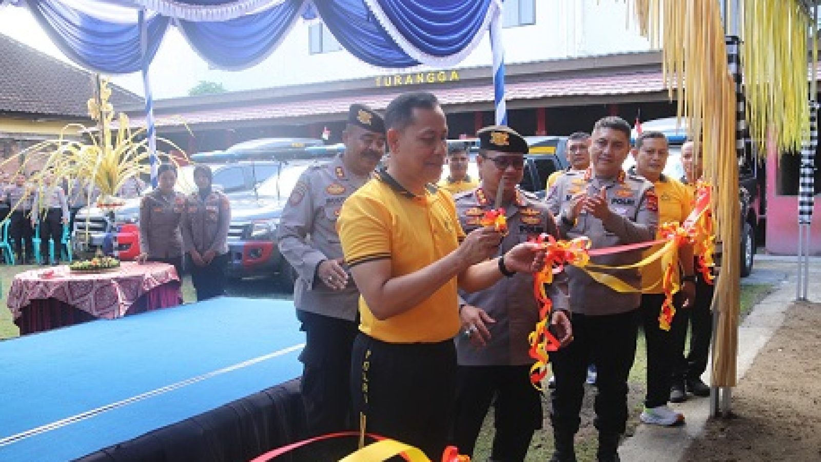 Rayakan Hari Jadi ke-66 Polsatwa, Wakapolda NTB Resmikan Garasi Baru