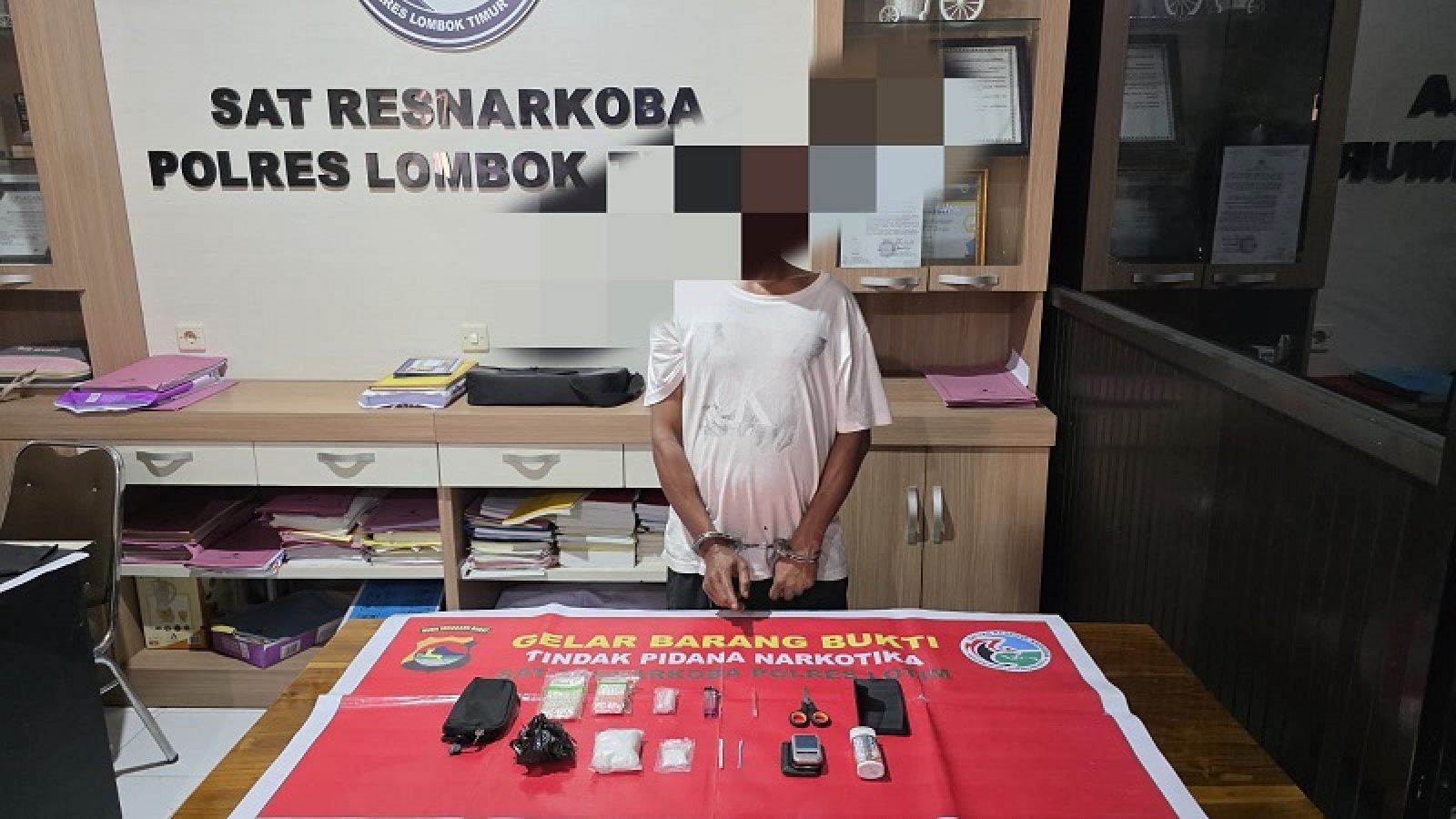 Pria Ini Sembunyikan Sabu 74,72 Gram di Lemari Kamarnya, Pelaku Ditangkap Polisi