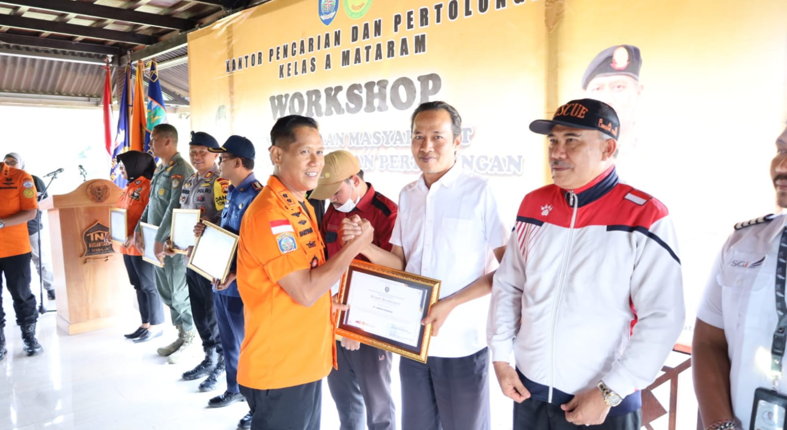 Basarnas Perkuat Peran Masyarakat Rinjani Lewat Dayamas dan Bimtek SAR