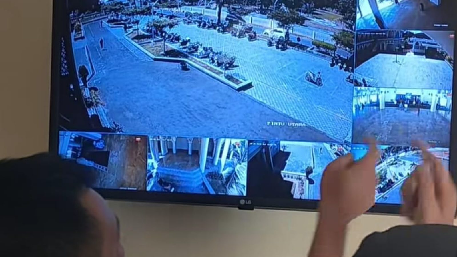 Pura-pura Shalat, Maling Gasak Tas Jamaah