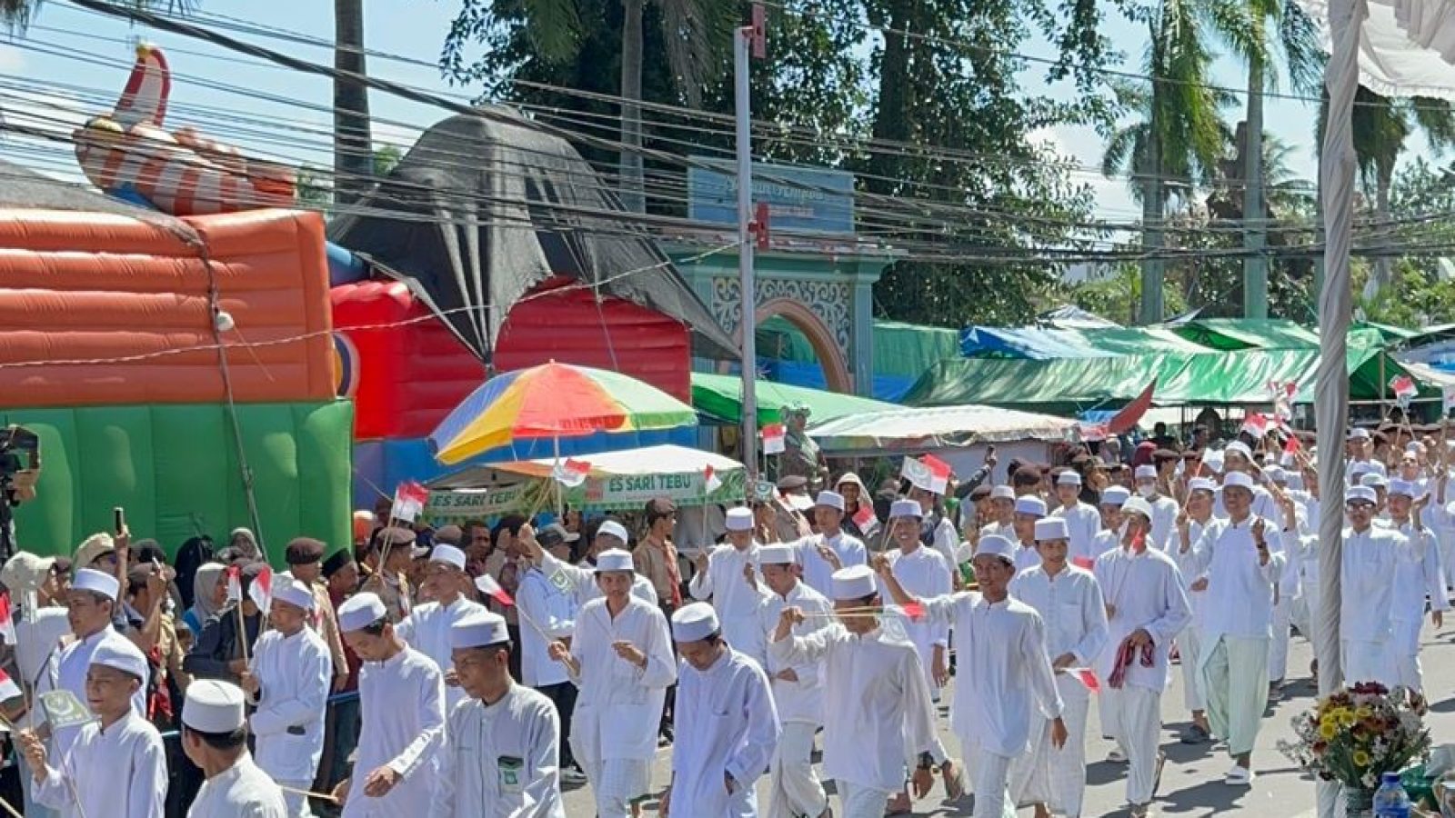 Hultah Akbar NWDI, 90 Ribu Peserta Ikuti Pawai Ta’aruf