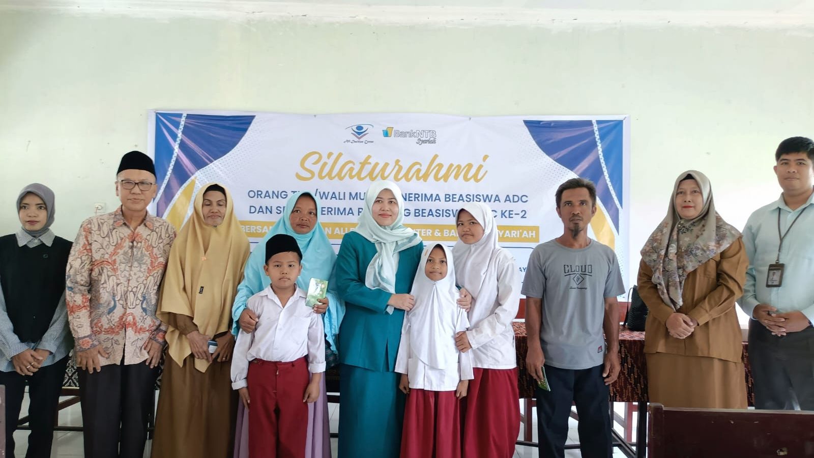 Yayasan Ali Dachlan Center Kembali Salurkan Beasiswa Ke Pelajar Tidak Mampu