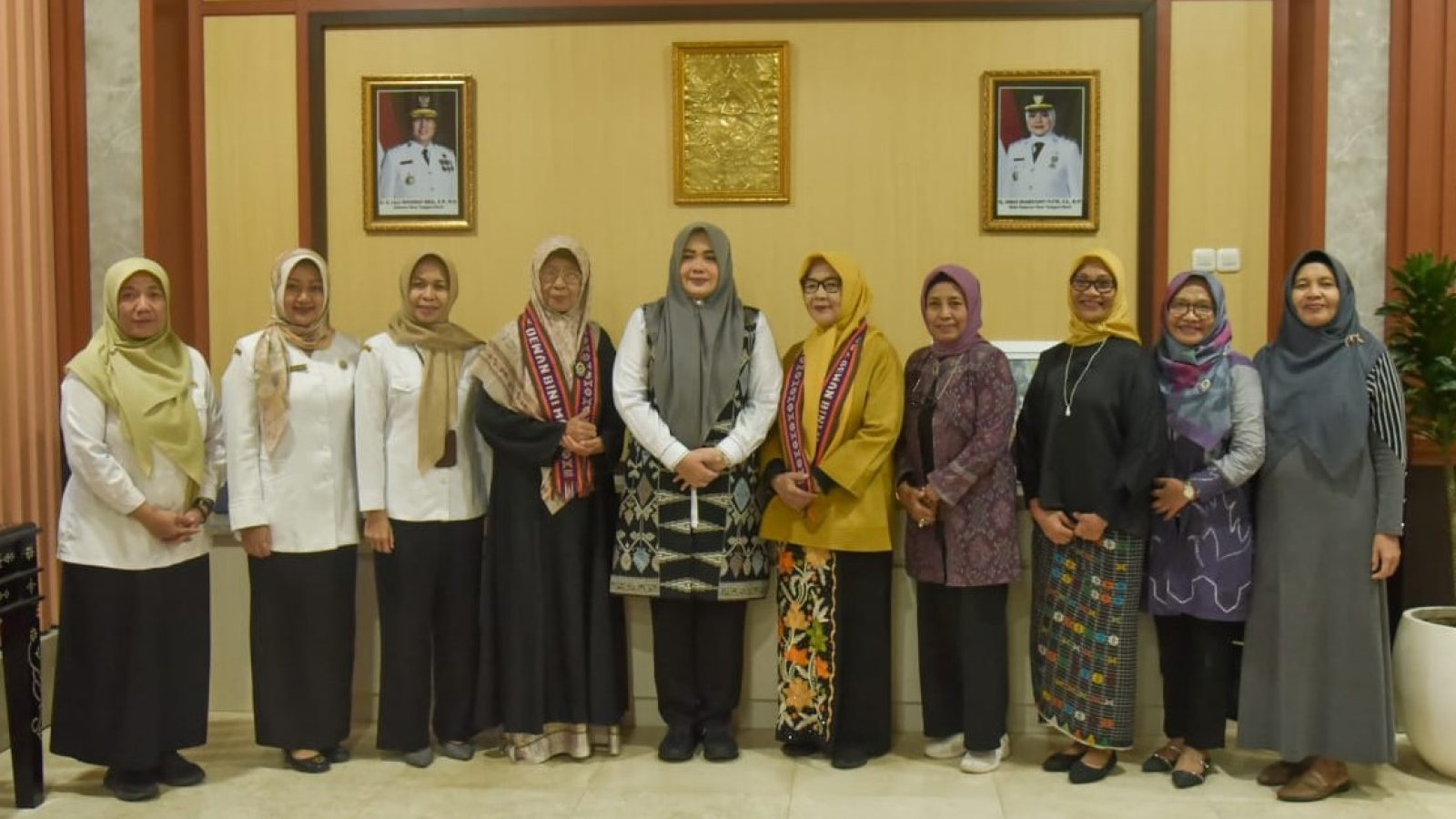 Dewan Bini Sasak Pelestari Tradisi Lombok