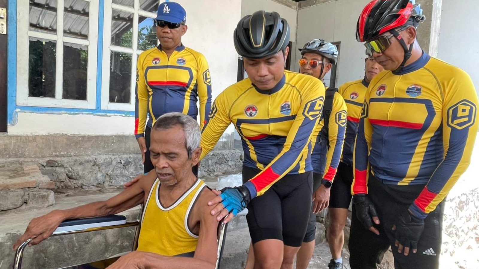 Gowes Kamtibmas, Momentum Polres Lotara Eratkan Silaturahmi dengan Warga 