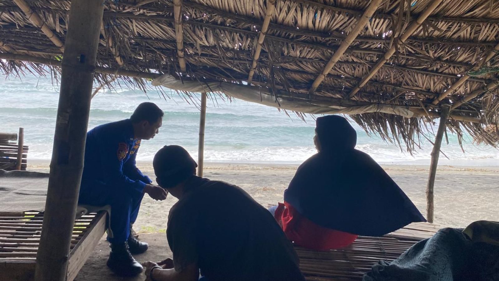 Kasat Polairud Lombok Utara Turun Serap Aspirasi Warga Pesisir Teluk Kodek