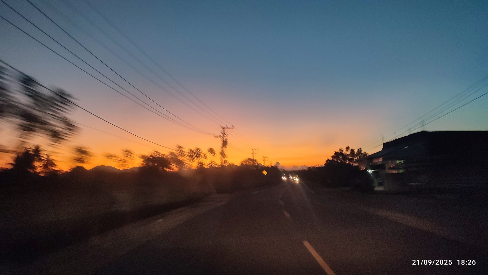 Puisi Dienullah Rayes