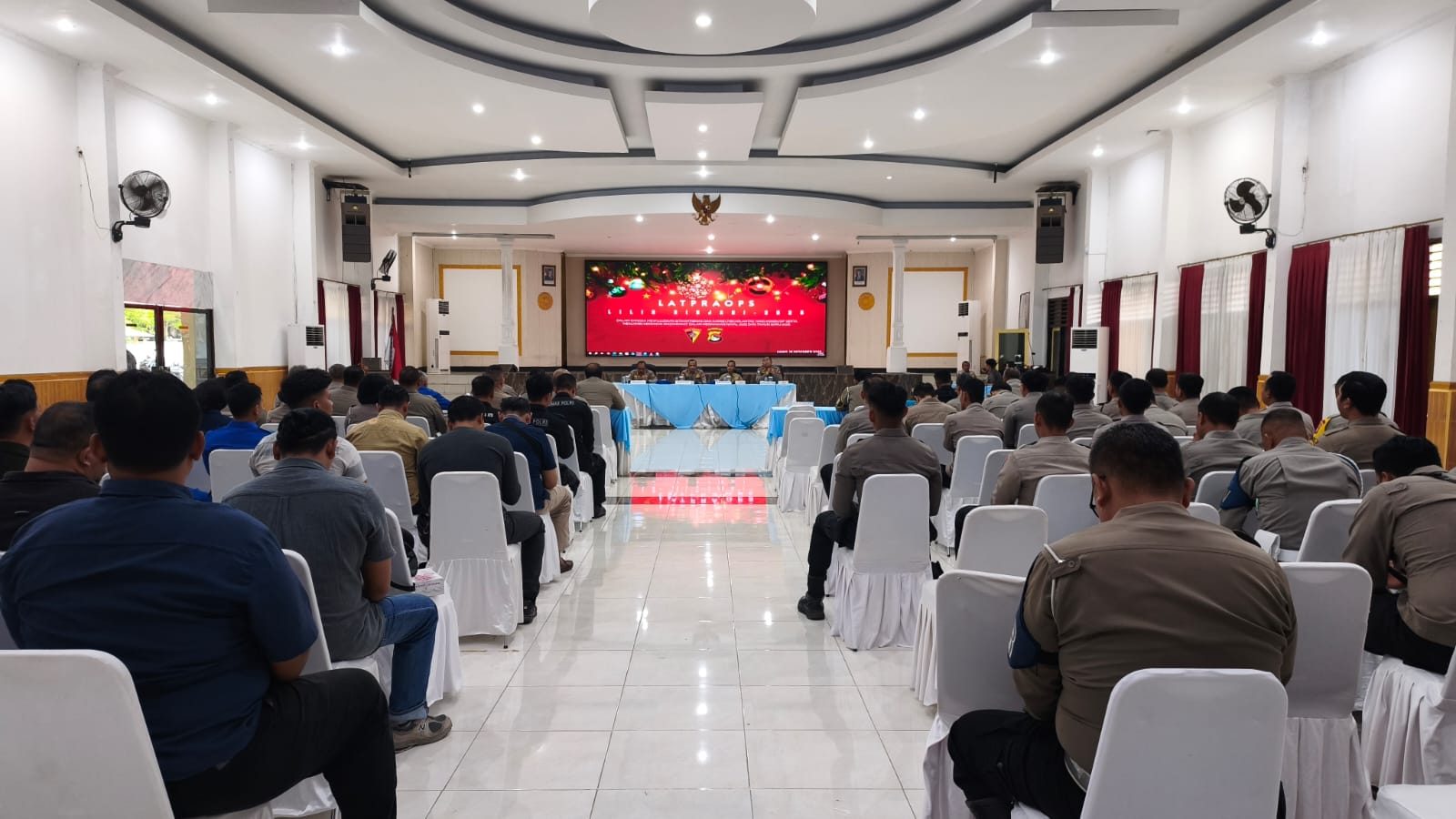 Matangkan Pengamanan Nataru, Polda NTB Gelar Latihan Praops Lilin Rinjani 2025