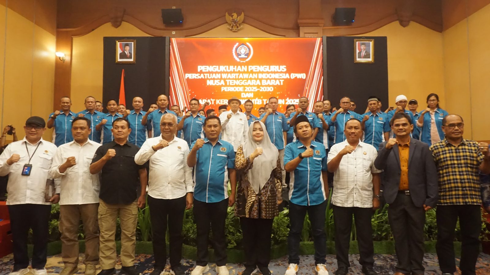 Hadiri Pelantikan Pengurus PWI NTB, Wagub Indah: Kritikan Wartawan PWI Adalah Cermin bagi Pemerintah